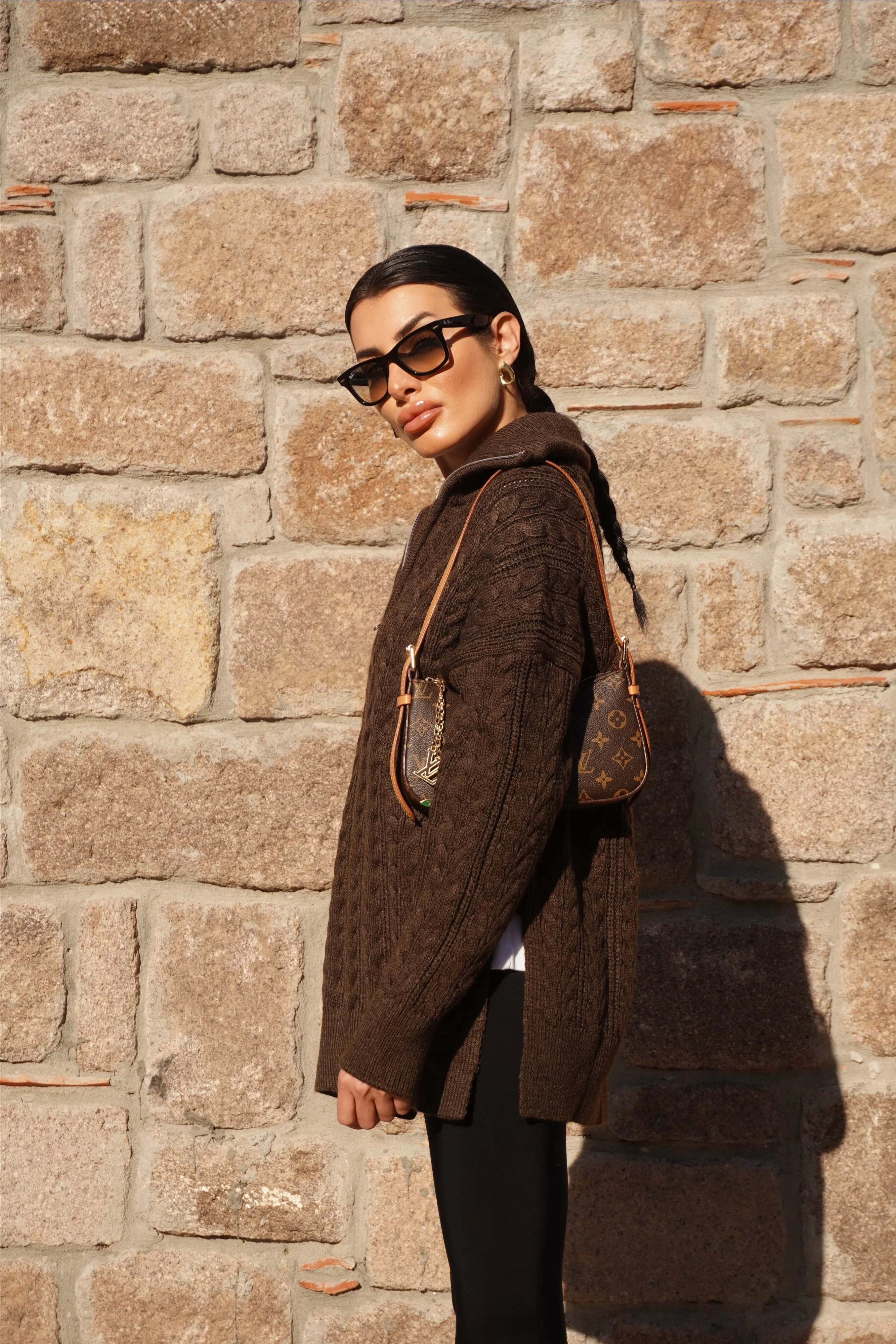 Yırtmaç Detaylı Saç Örgü Triko Kazak