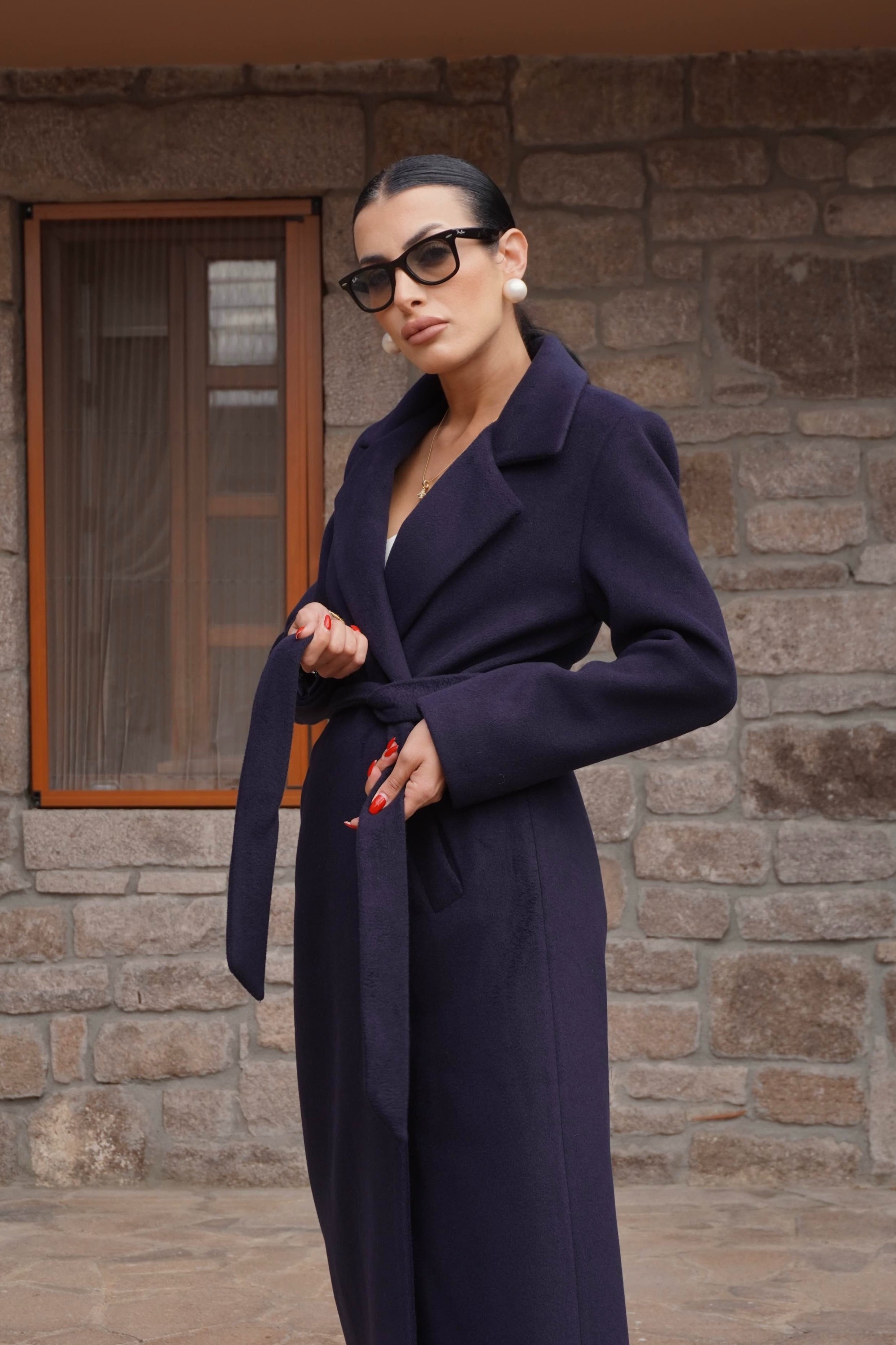 Premium Lacivert Kaşe Tam Kalıp Kaban 