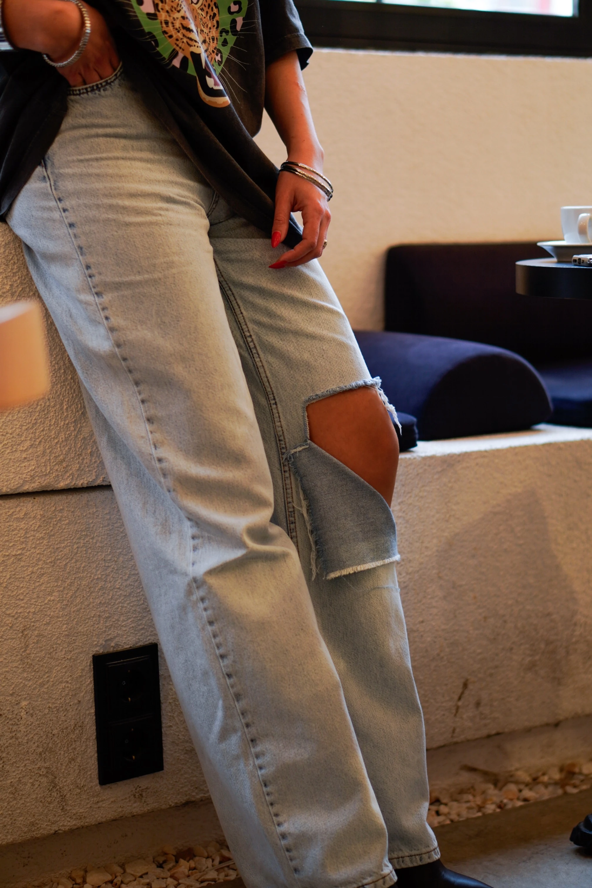 Muadil Diz Yırtık Yüksek Bel Jean