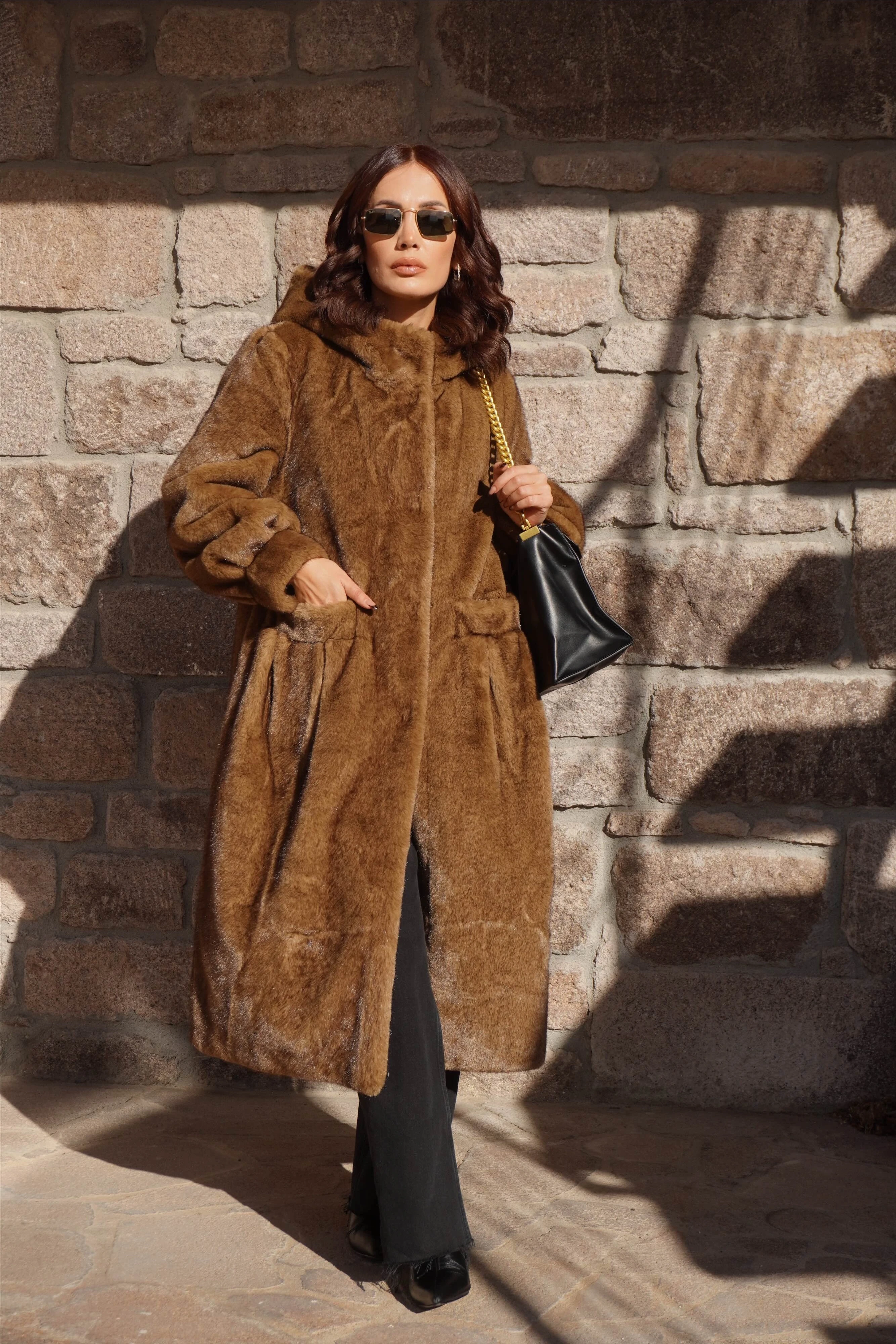İthal Premium Vintage Görünümlü Kapüşonlu Karamel Lüx Kürk Mont