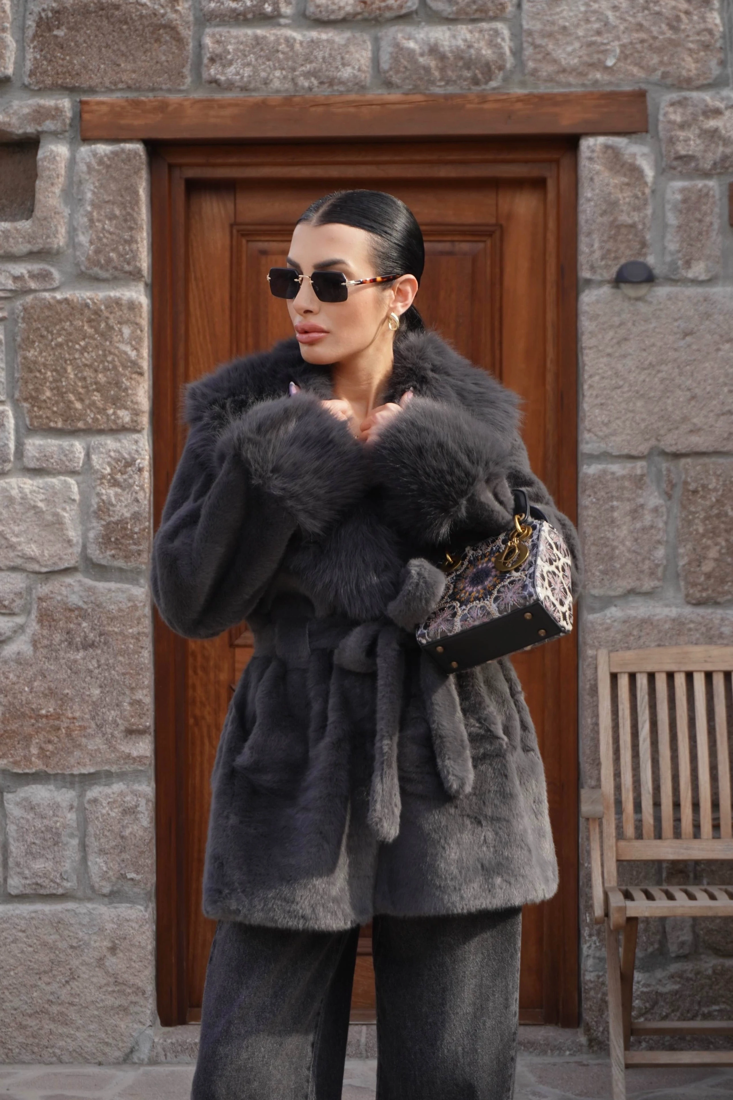 İthal Premium Kürk Yaka Gri Peluş Kaban