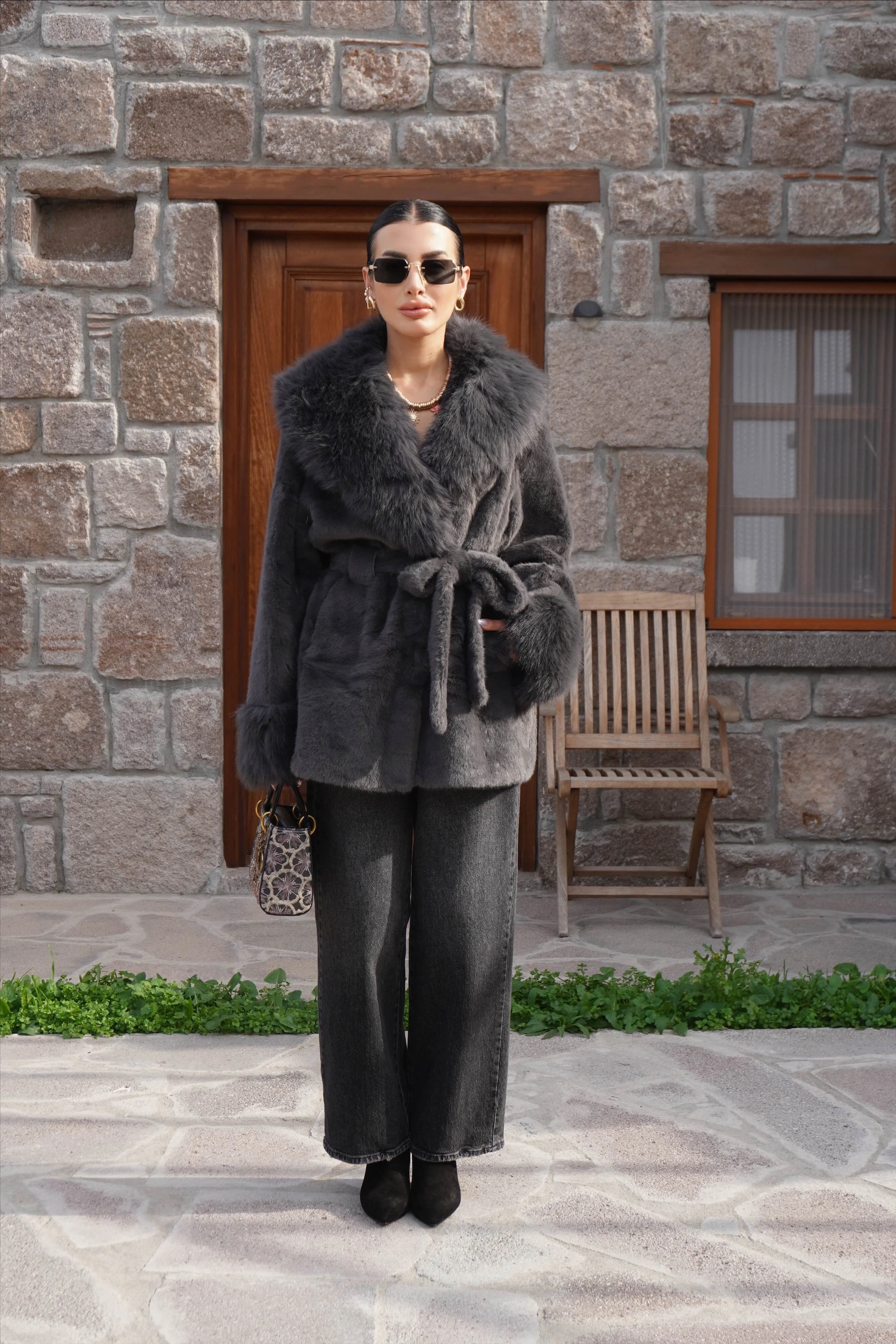 İthal Premium Kürk Yaka Gri Peluş Kaban