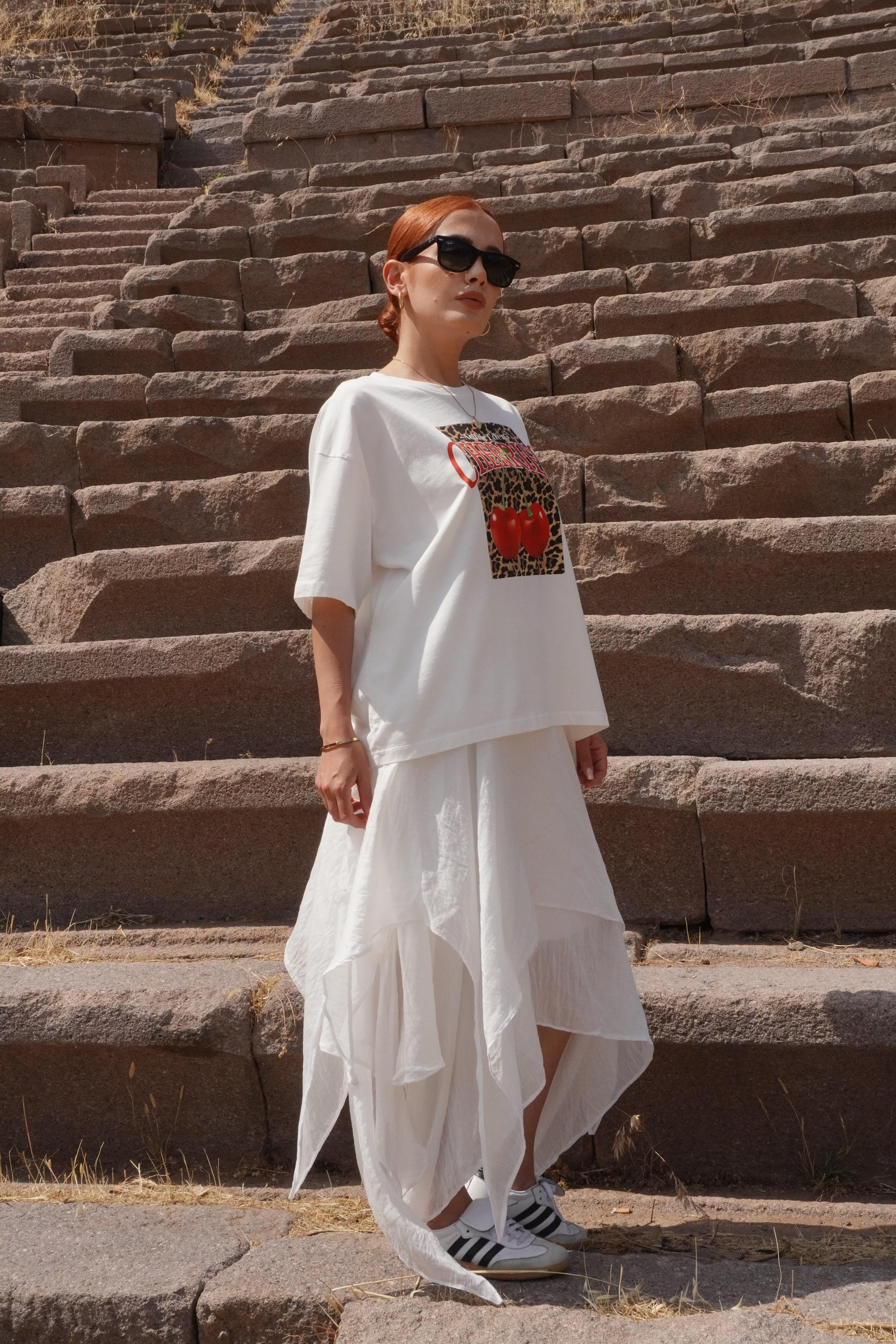Kiraz Baskılı Oversize Tişört