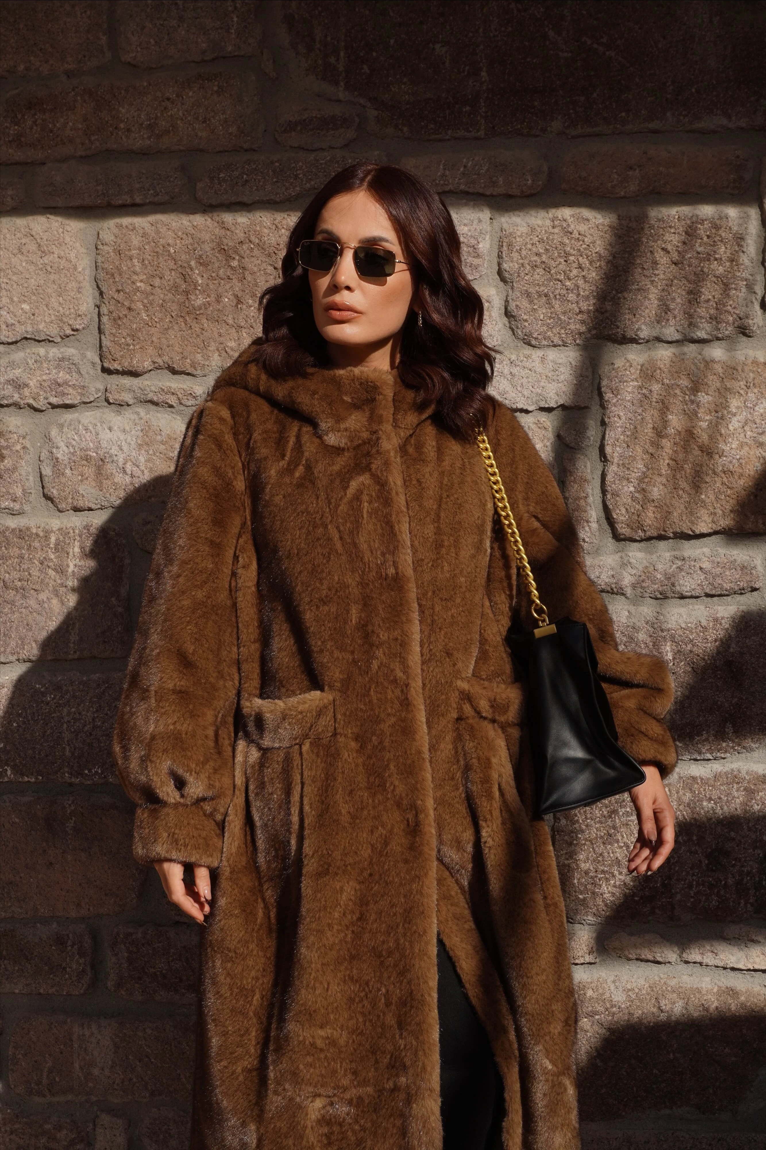 İthal Premium Vintage Görünümlü Kapüşonlu Karamel Lüx Kürk Mont