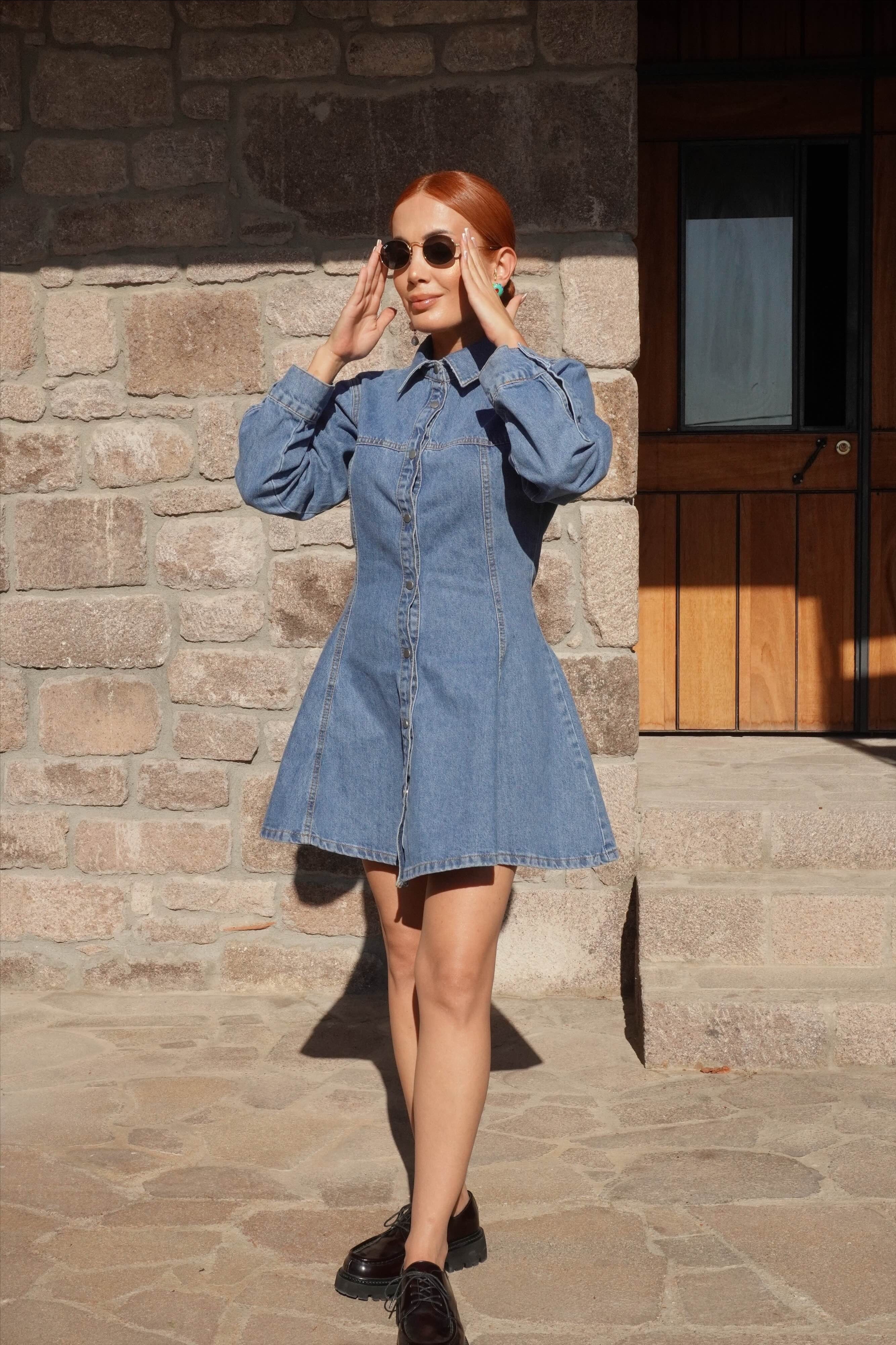 Belden Oturtmalı Mini Denim Elbise 