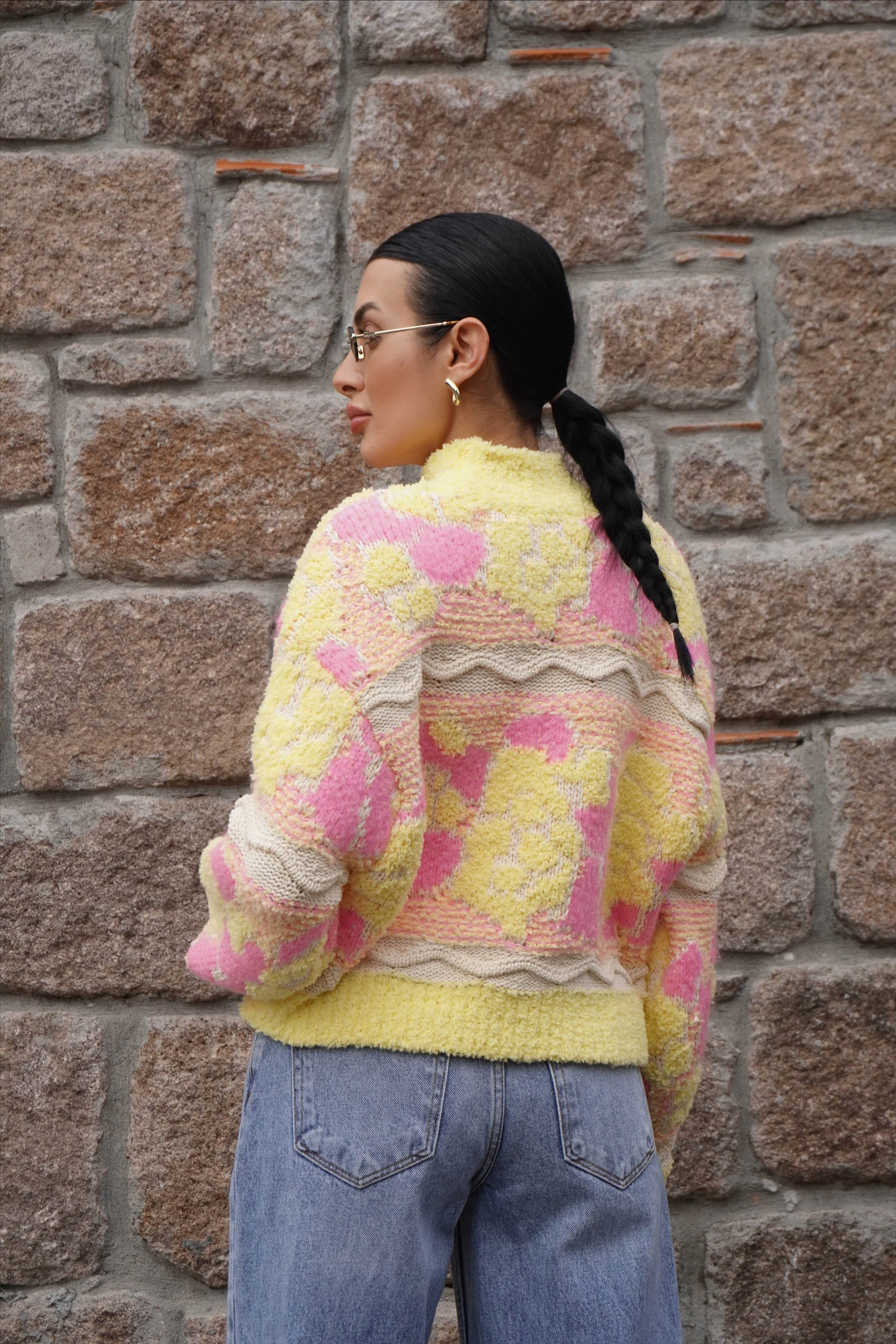 Triko Halı Örgü Çok Renkli Kazak 