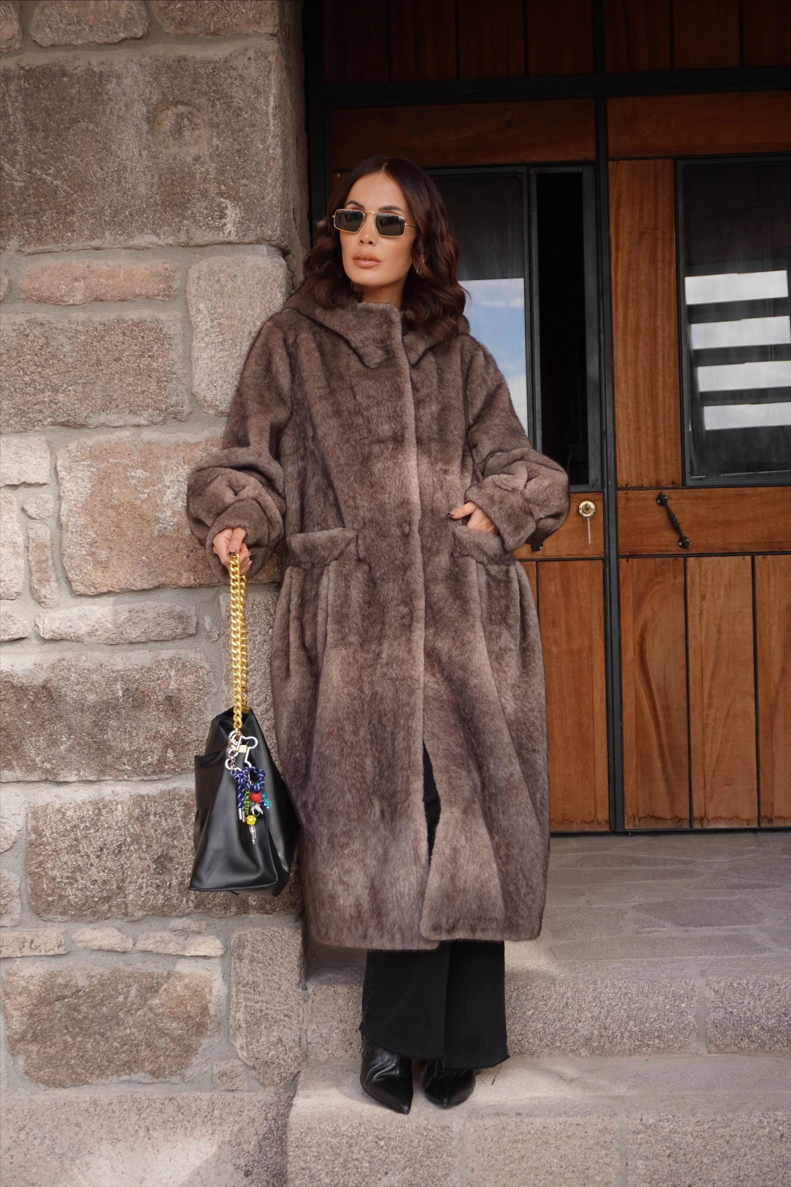 İthal Premium Vintage Görünümlü Kapüşonlu Vizon Lüx Kürk Mont