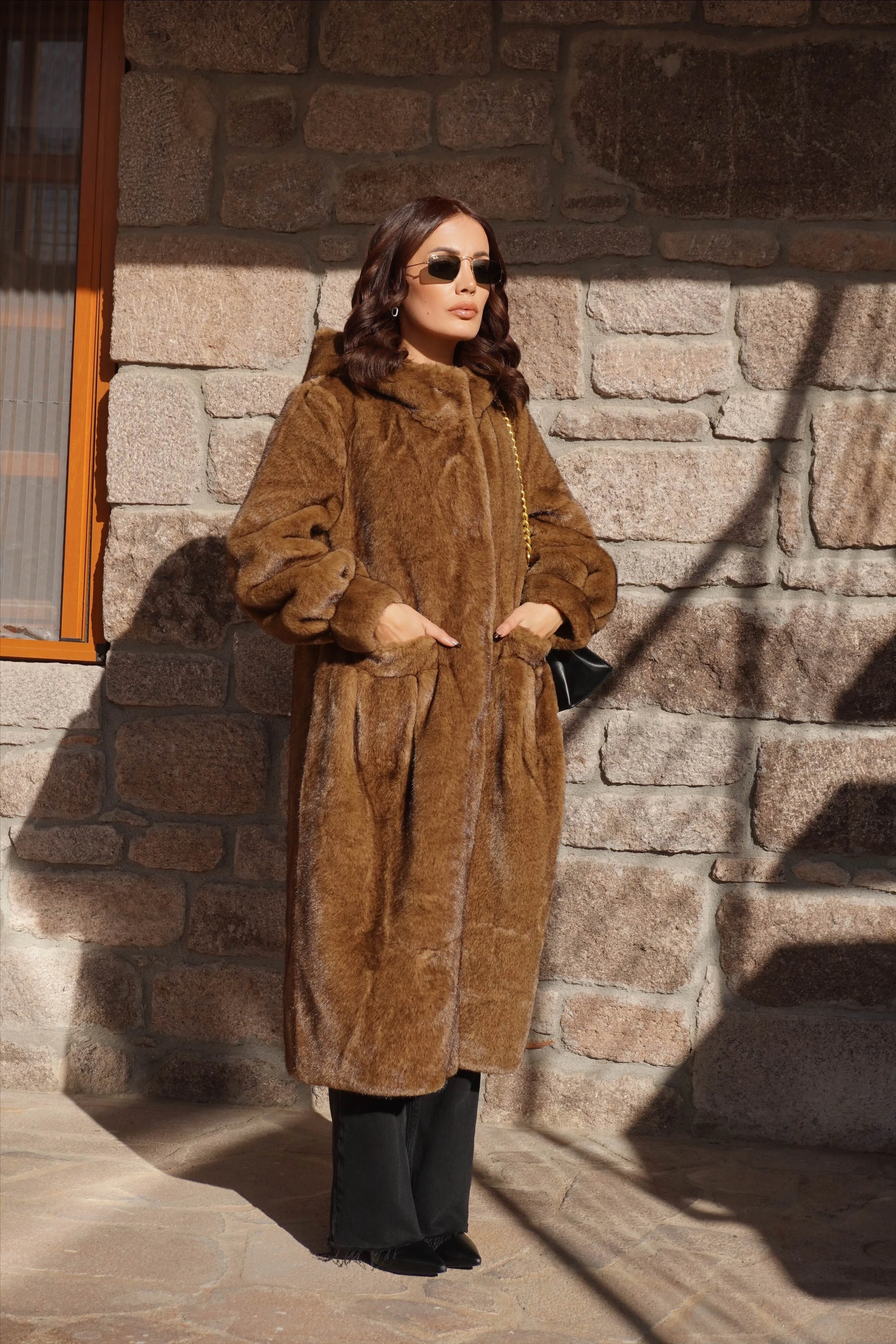 İthal Premium Vintage Görünümlü Kapüşonlu Karamel Lüx Kürk Mont