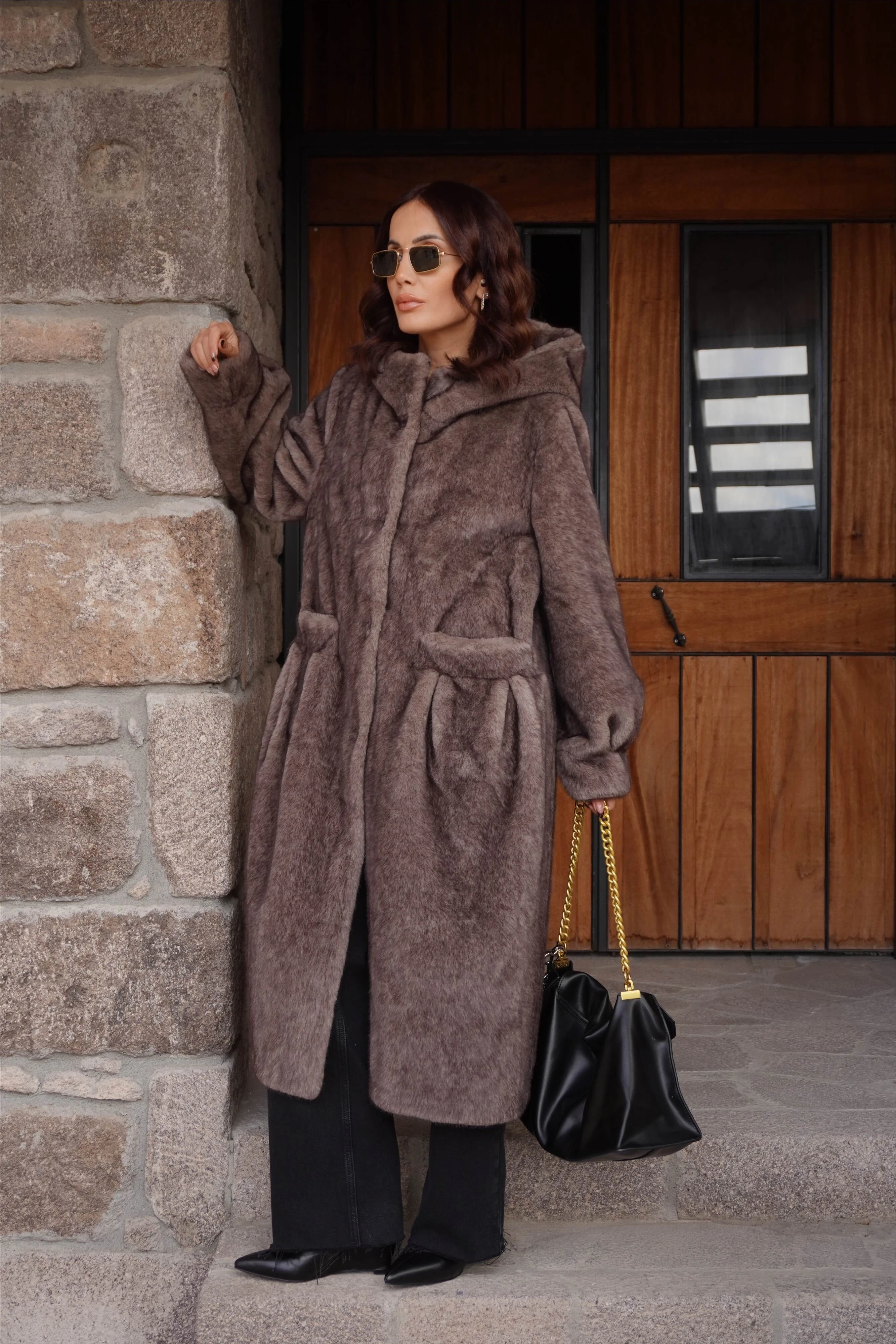 İthal Premium Vintage Görünümlü Kapüşonlu Vizon Lüx Kürk Mont