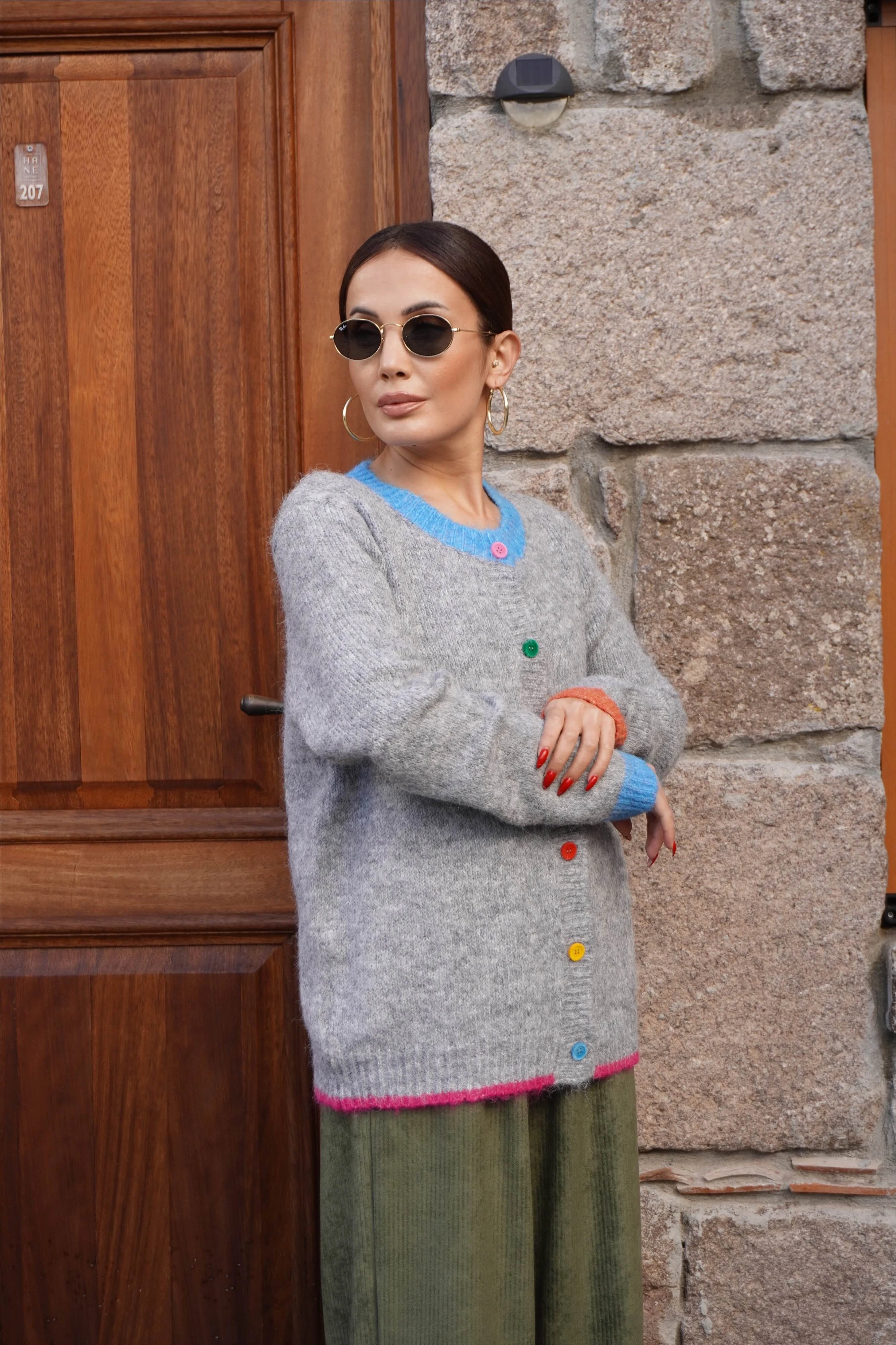 Renk Detaylı Gri Triko Hırka