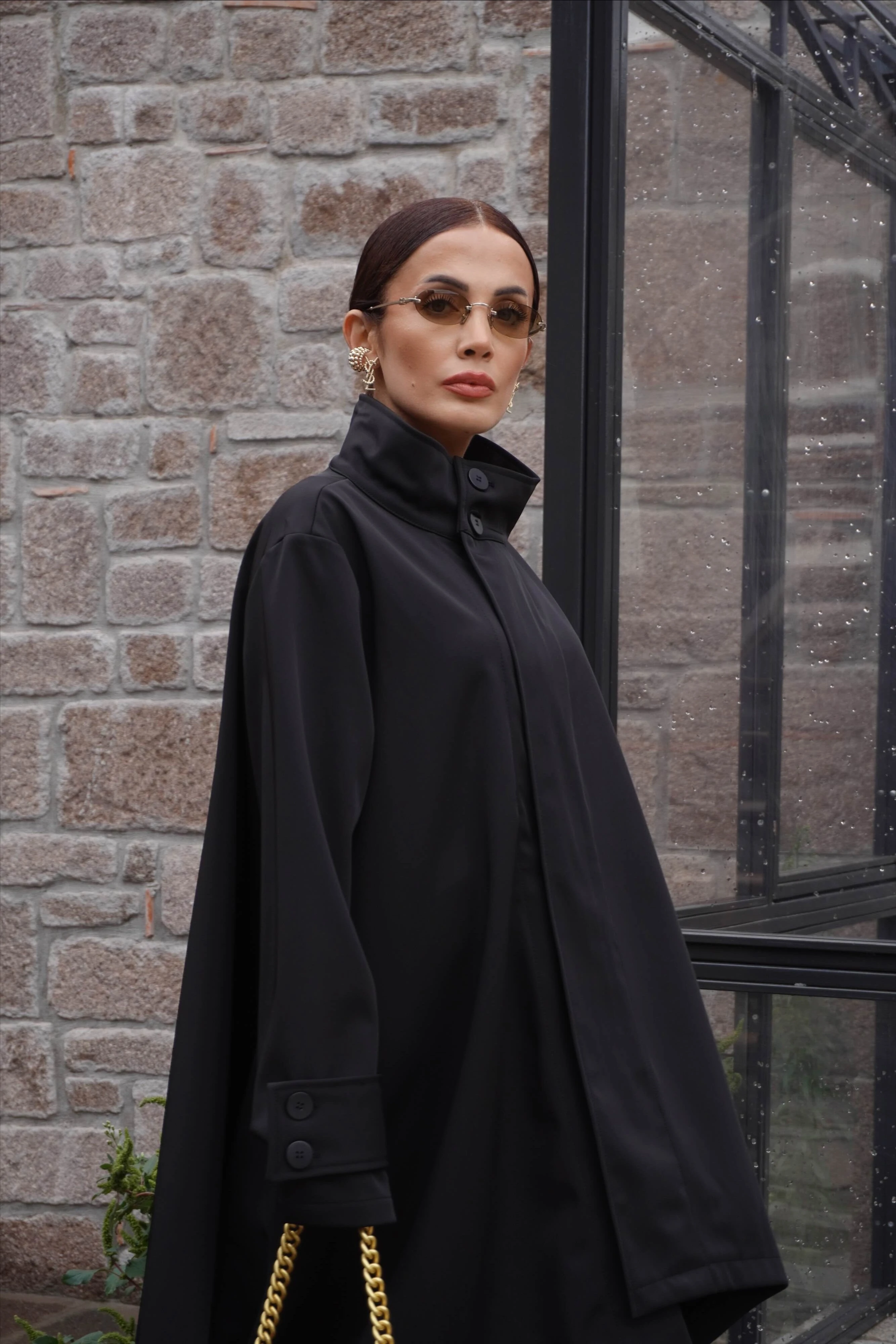 İthal Tasarım Asimetrik Kesim Siyah Trençkot 