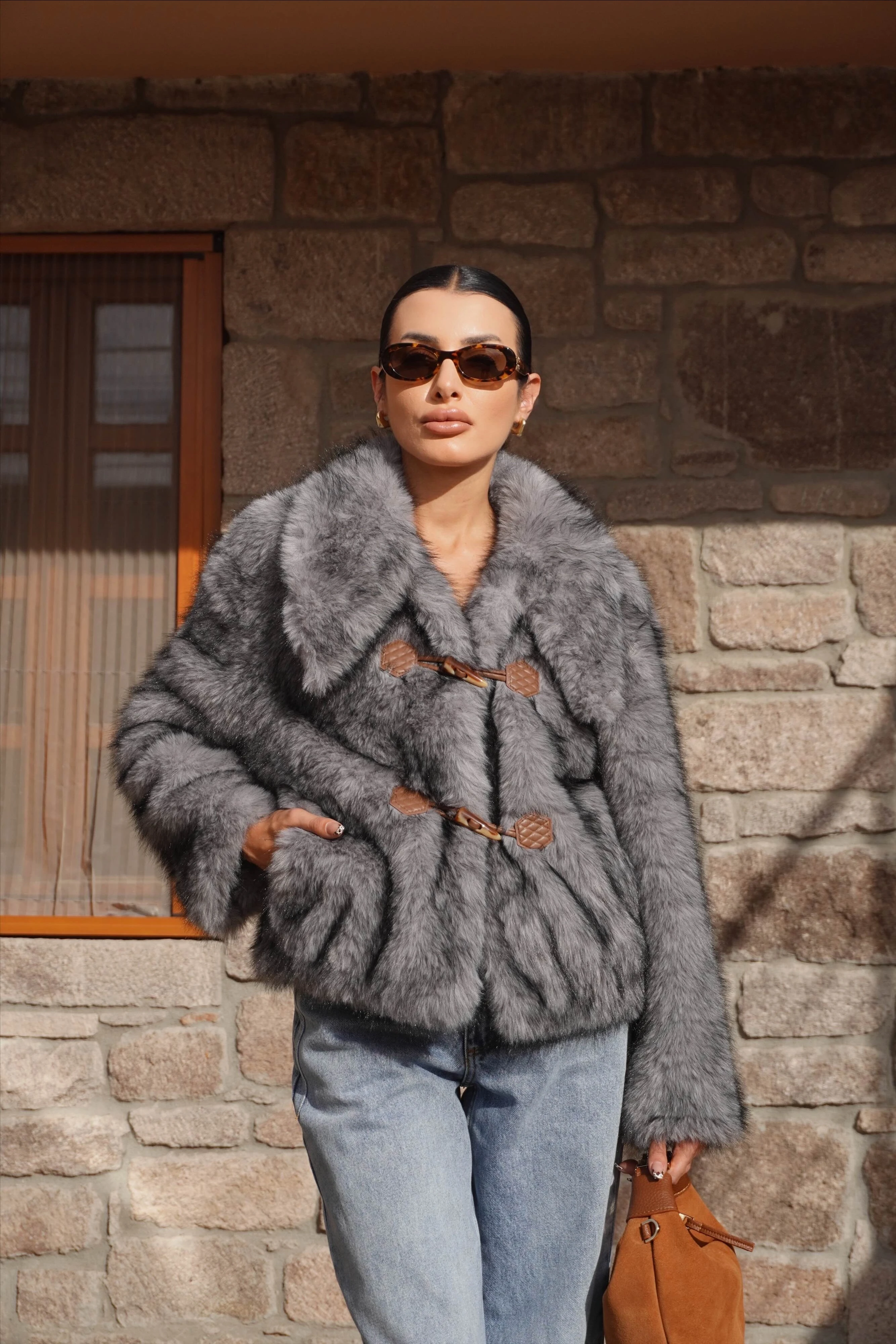 İthal Premium Gri Yaka Detaylı Kısa Kürk 