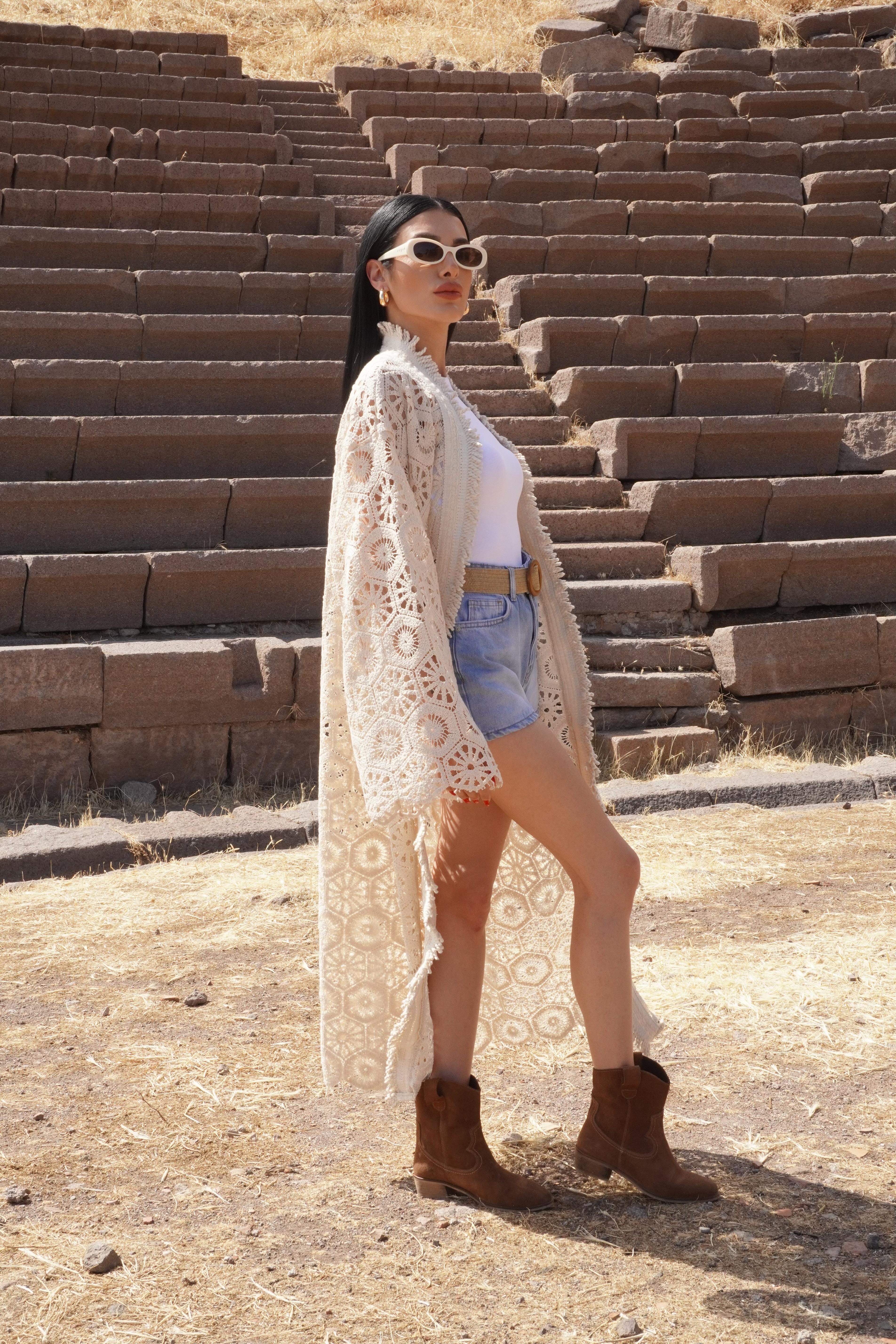 Ekru Etnik Örme Kimono
