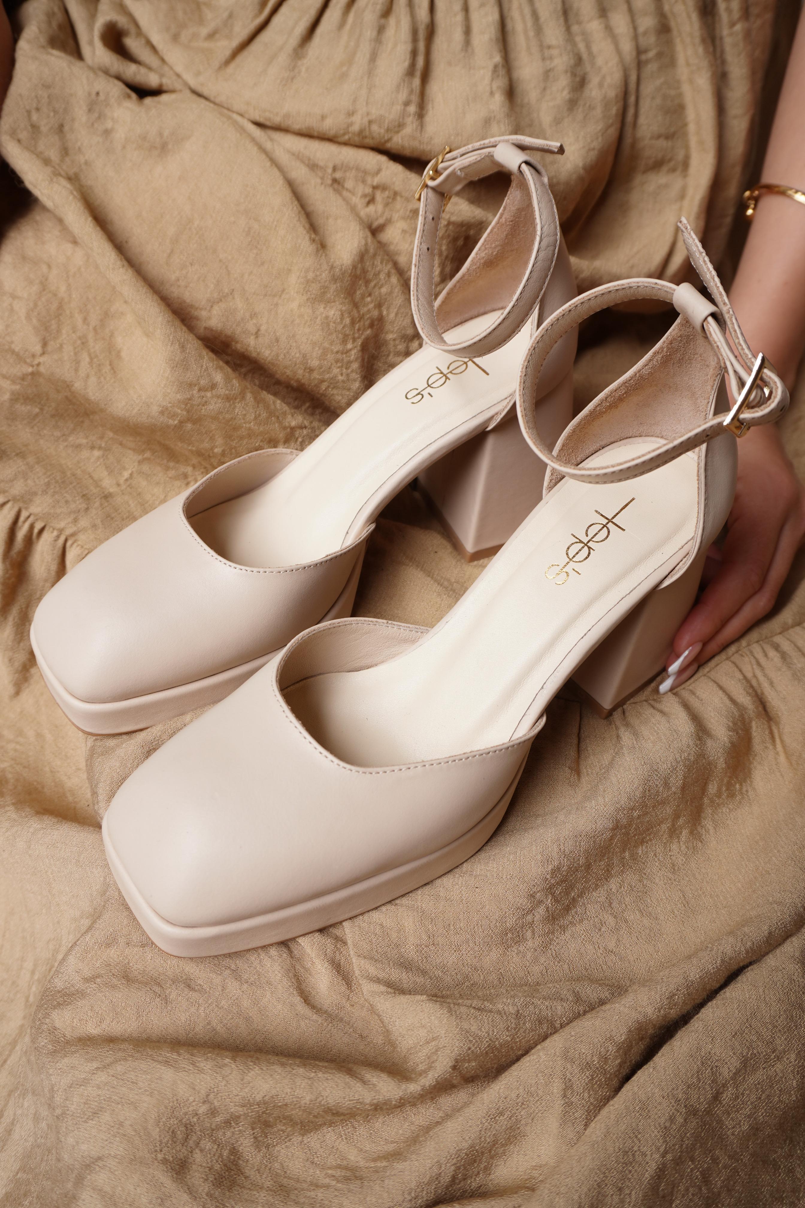 Bloom Bej Topuklu Mary Jane Klasik Ayakkabı
