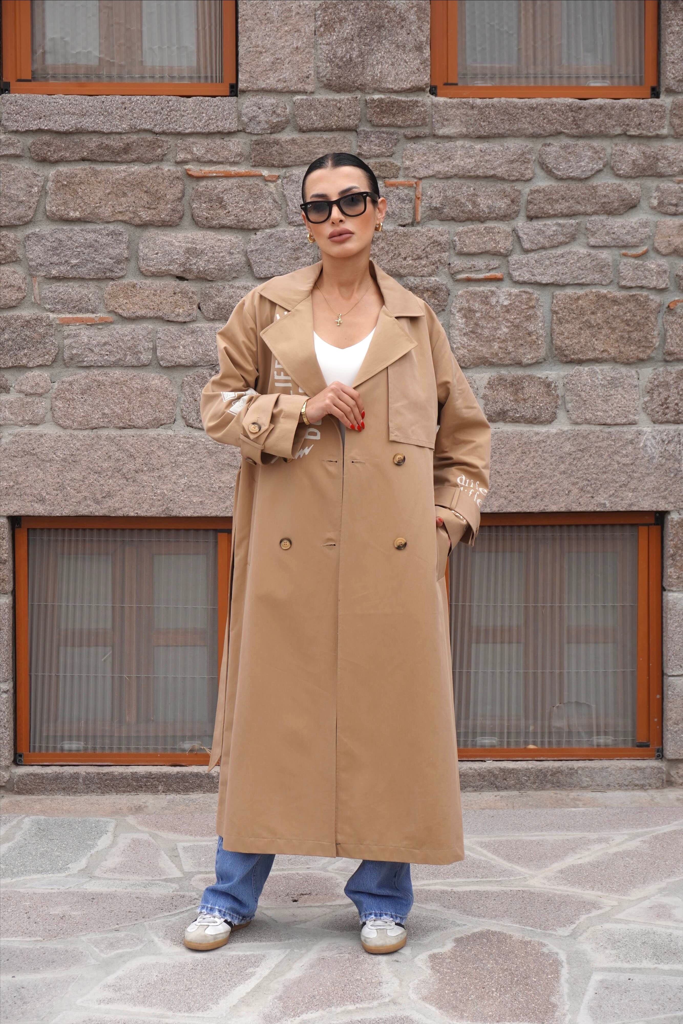 Yazı Baskılı Premium Camel Trençkot