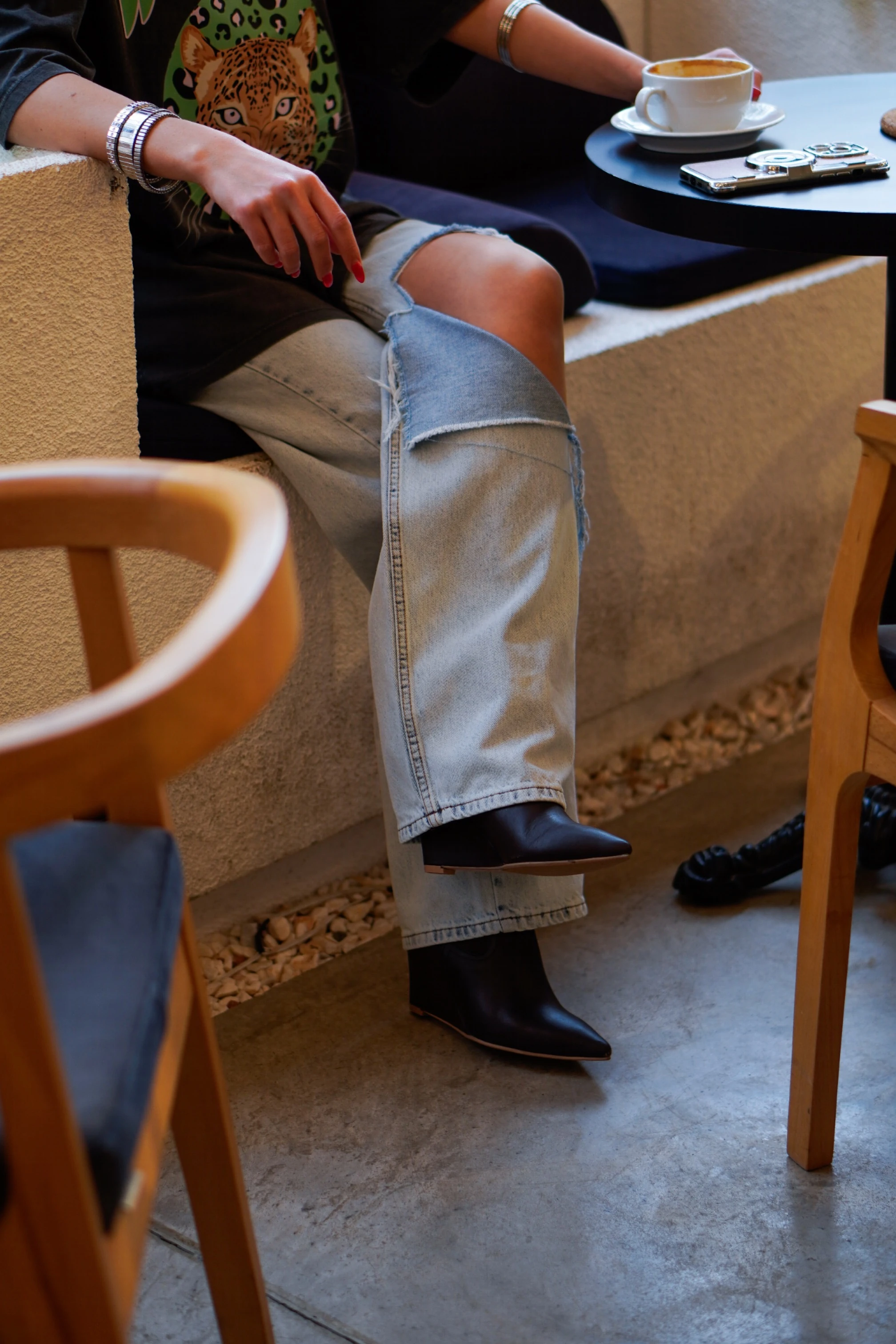 Muadil Diz Yırtık Yüksek Bel Jean