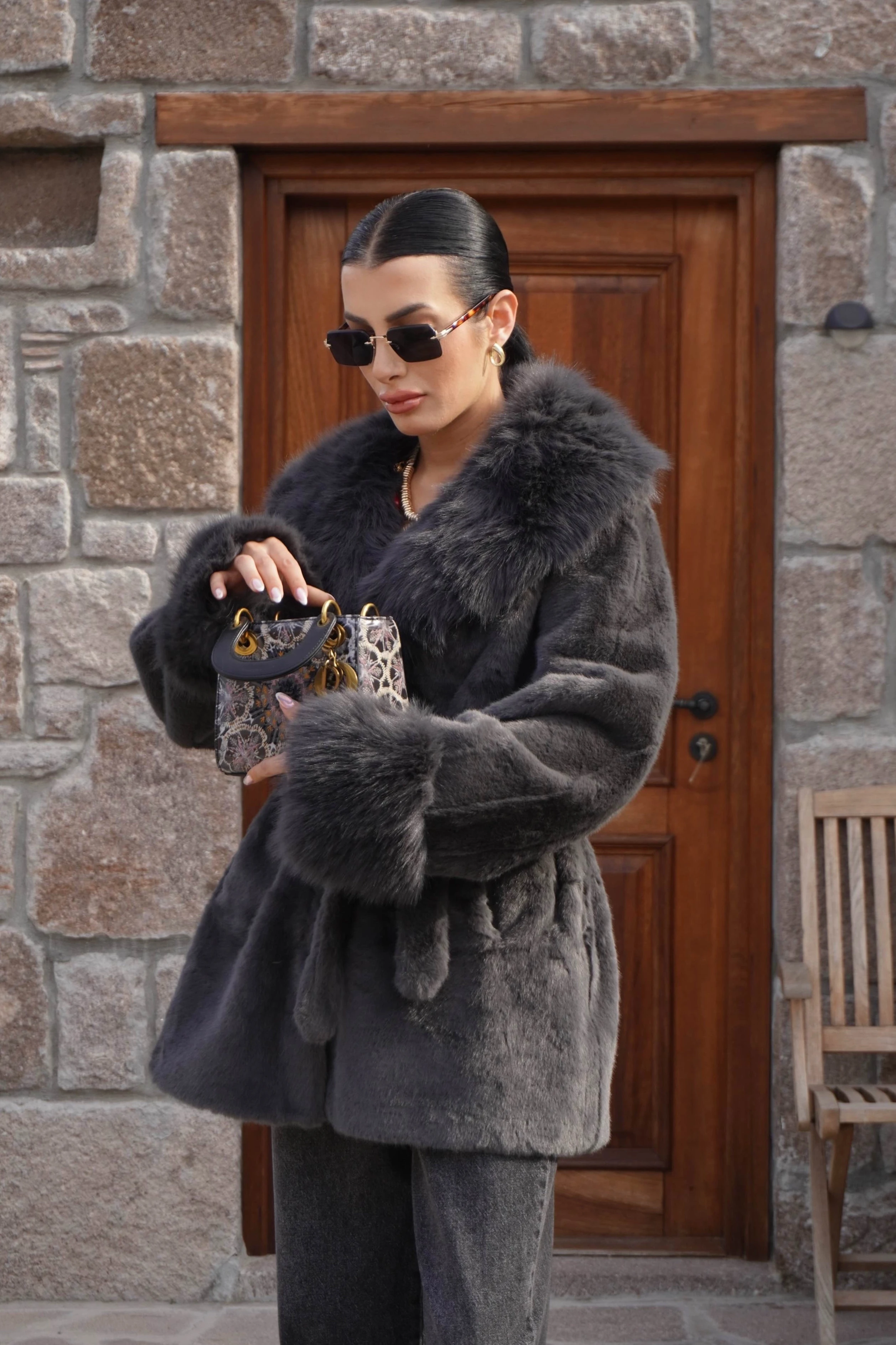 İthal Premium Kürk Yaka Gri Peluş Kaban