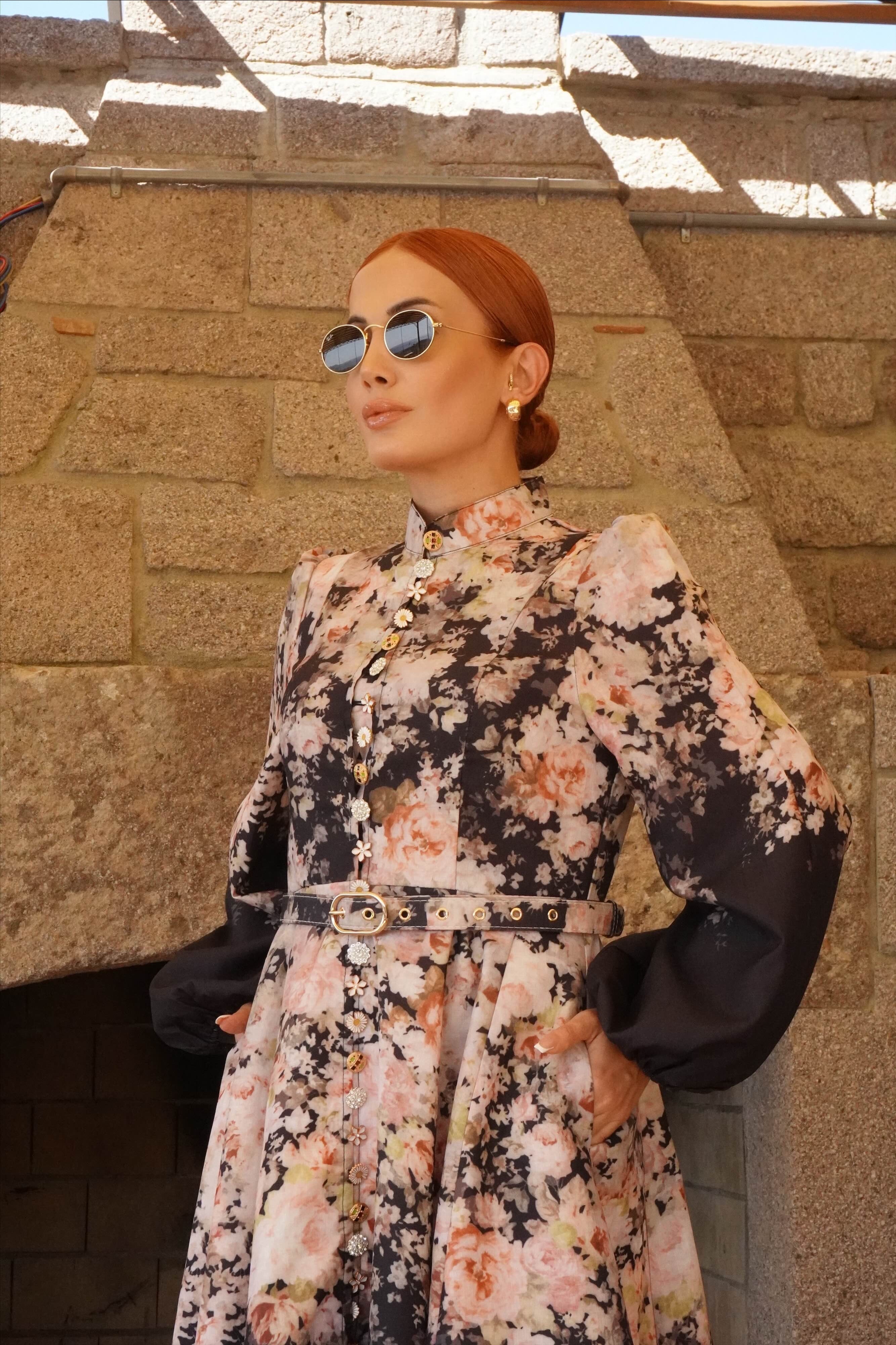 İthal Tasarım Premium Çiçek Desenli Kemer Aksesuarlı Maxi Elbise 