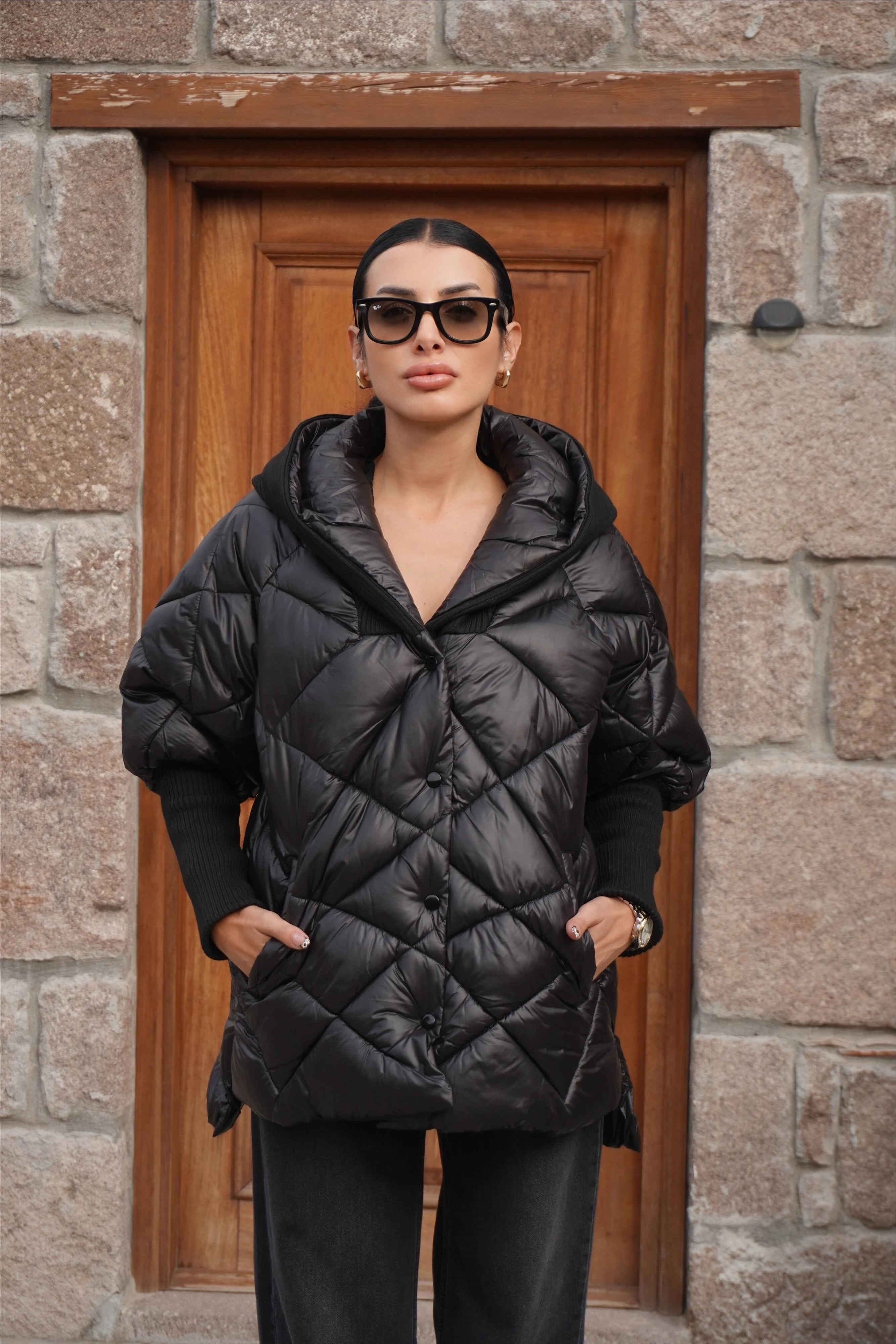 İthal Premium Kapitone Triko Kol Detaylı Siyah Şişme Mont 