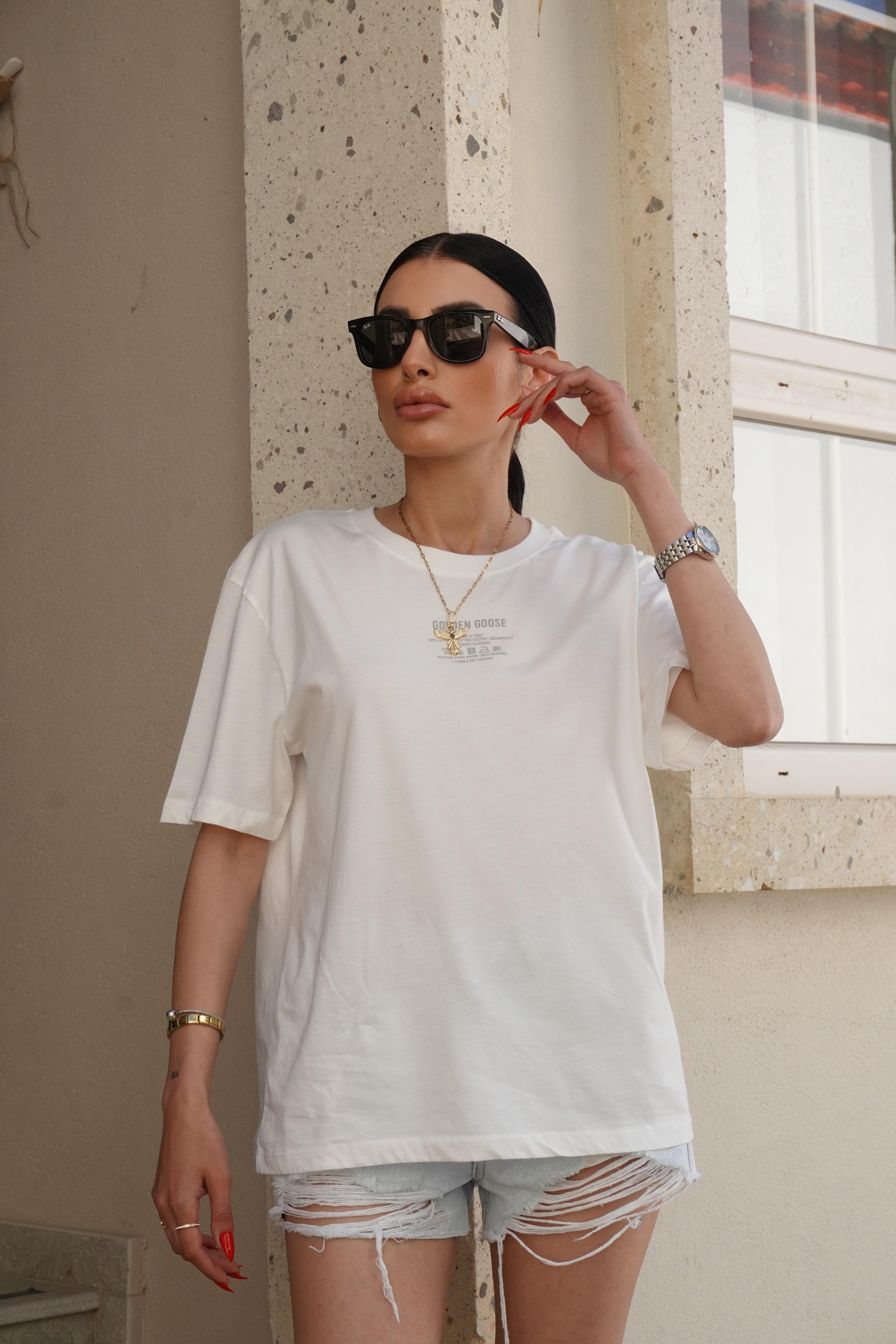 Marka Model Ekru Tişört