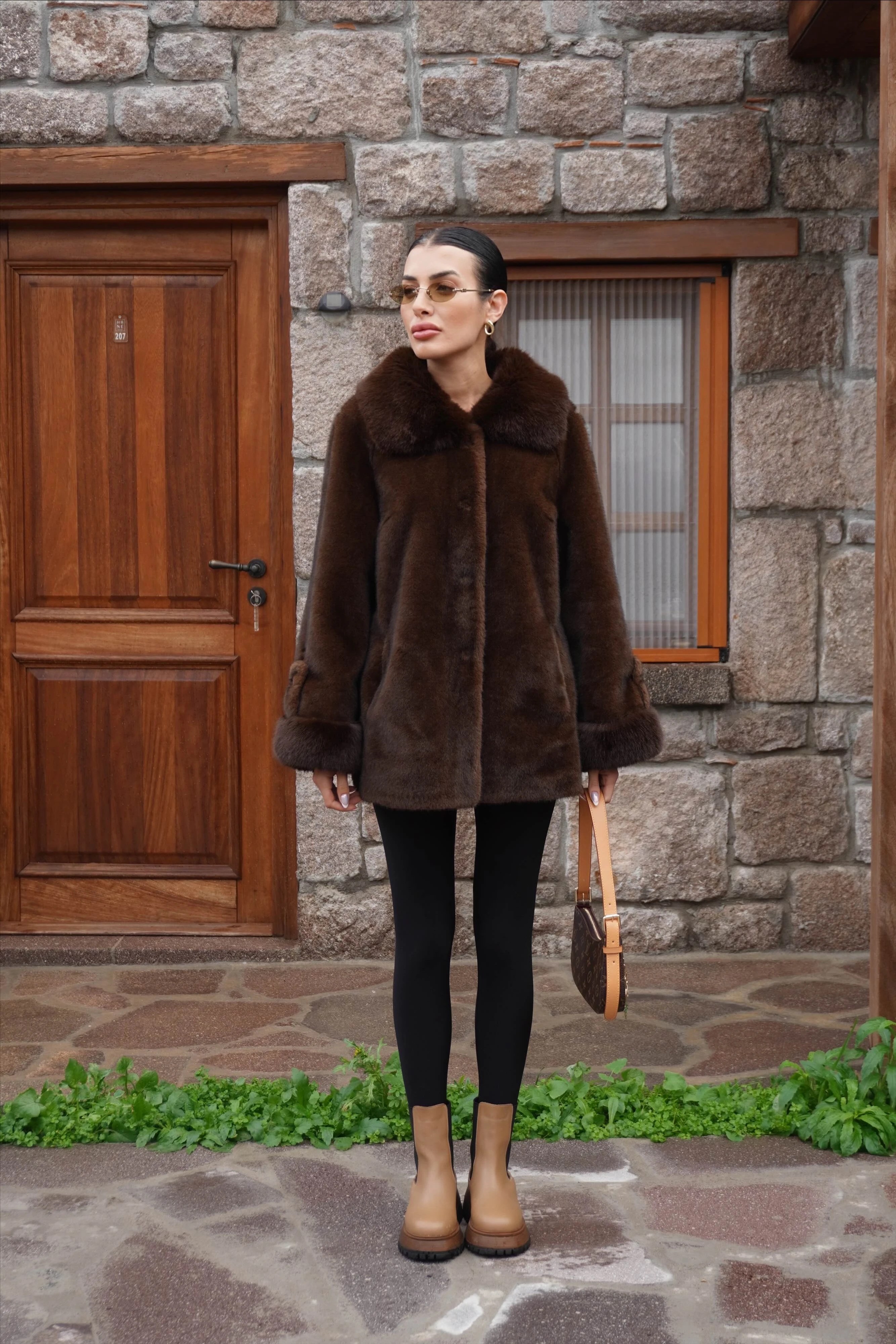 İthal Tasarım Kahverengi Ceket Kürk