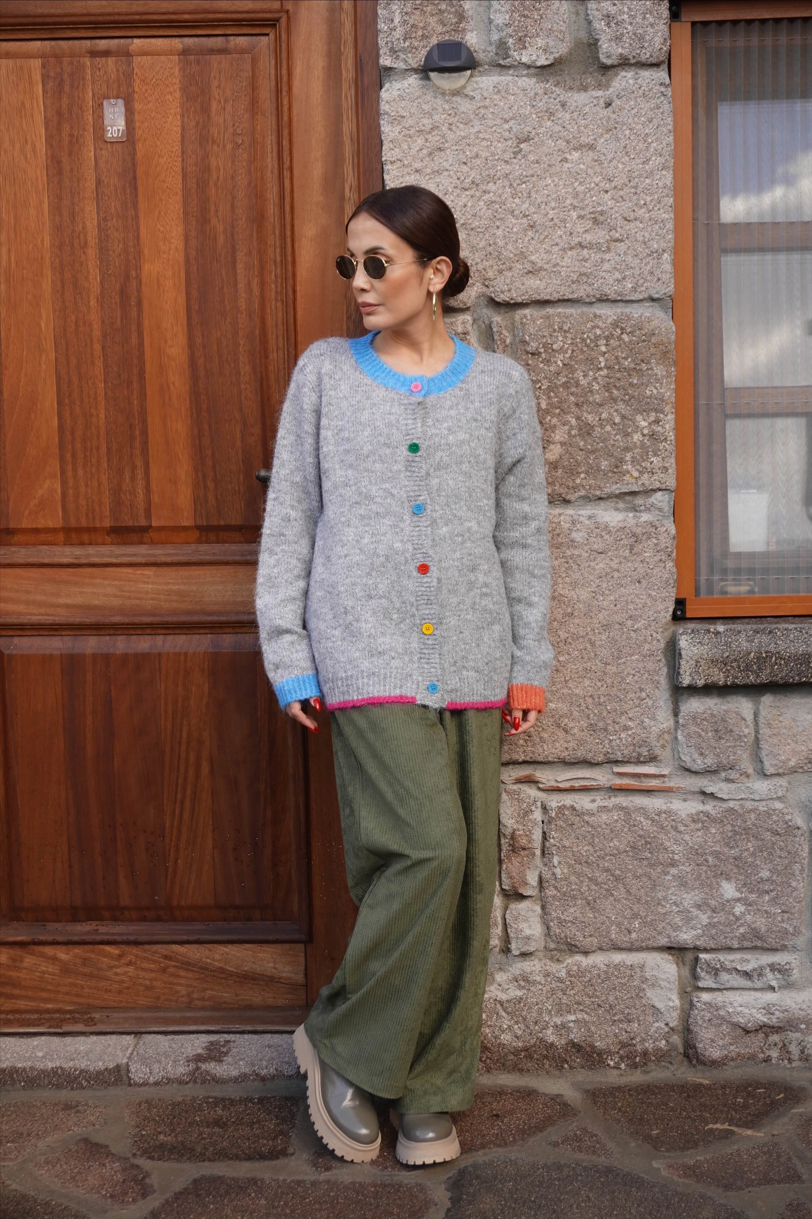 Renk Detaylı Gri Triko Hırka