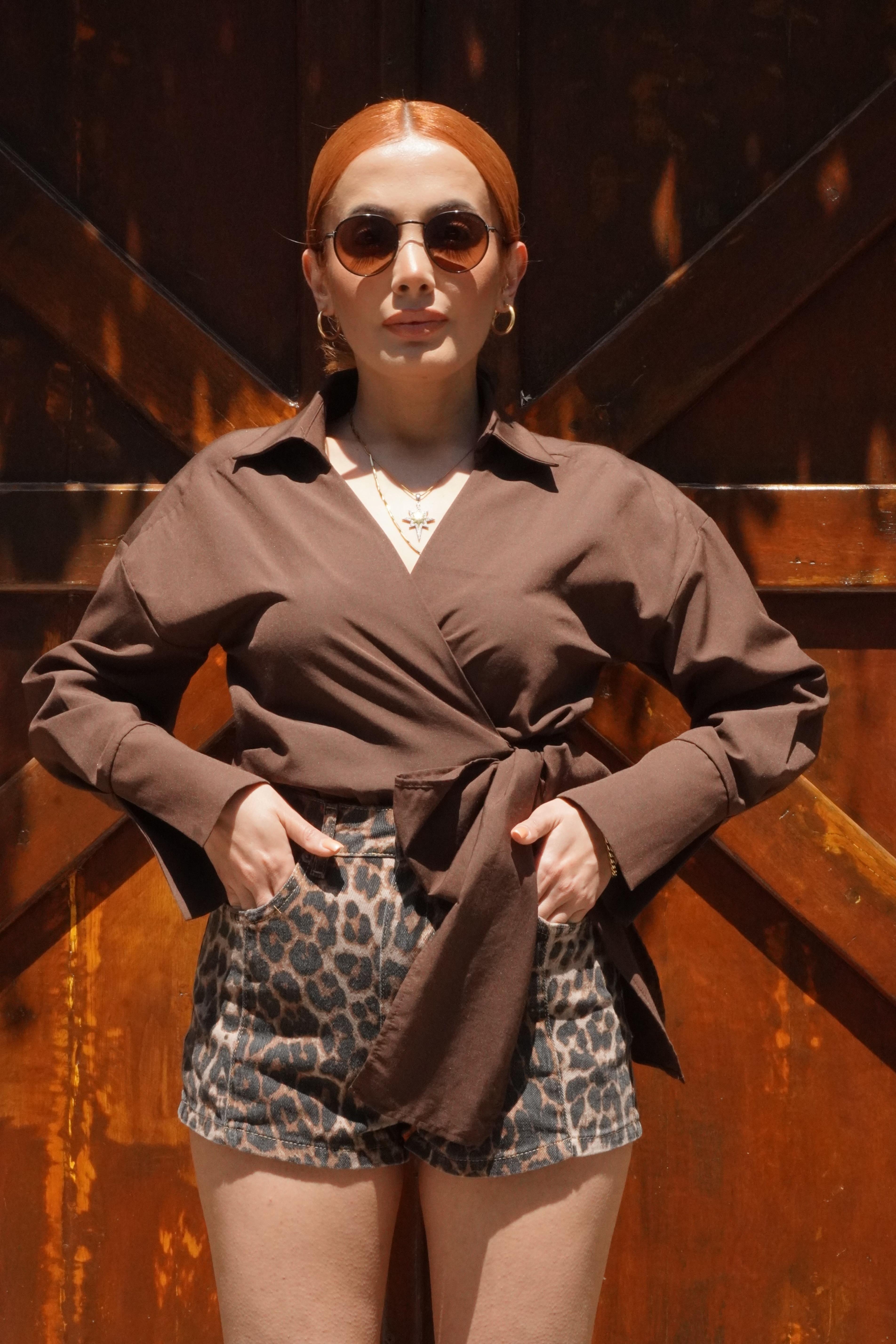 Yüksek Bel Leopar Desen Denim Şort