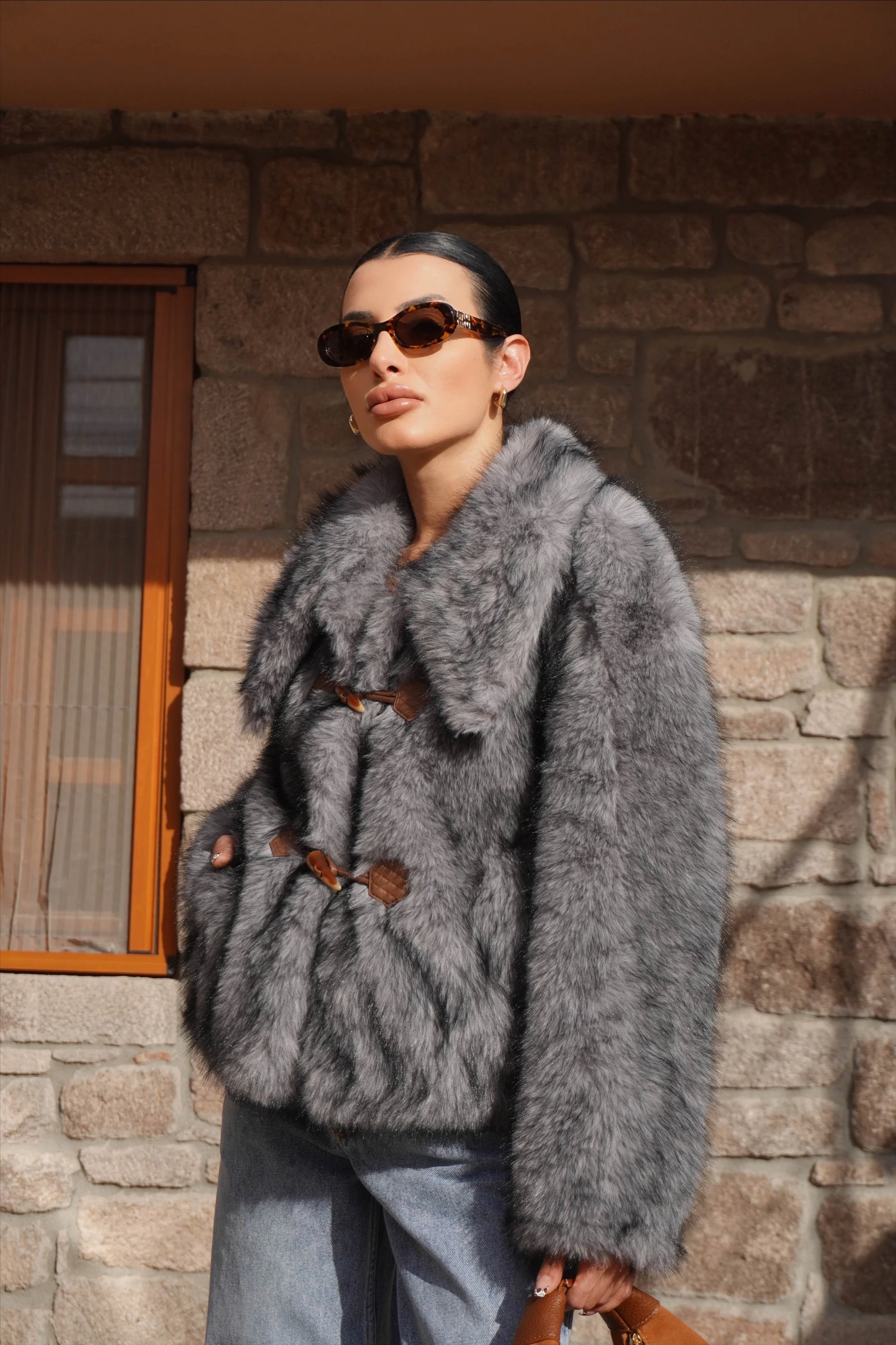 İthal Premium Gri Yaka Detaylı Kısa Kürk 