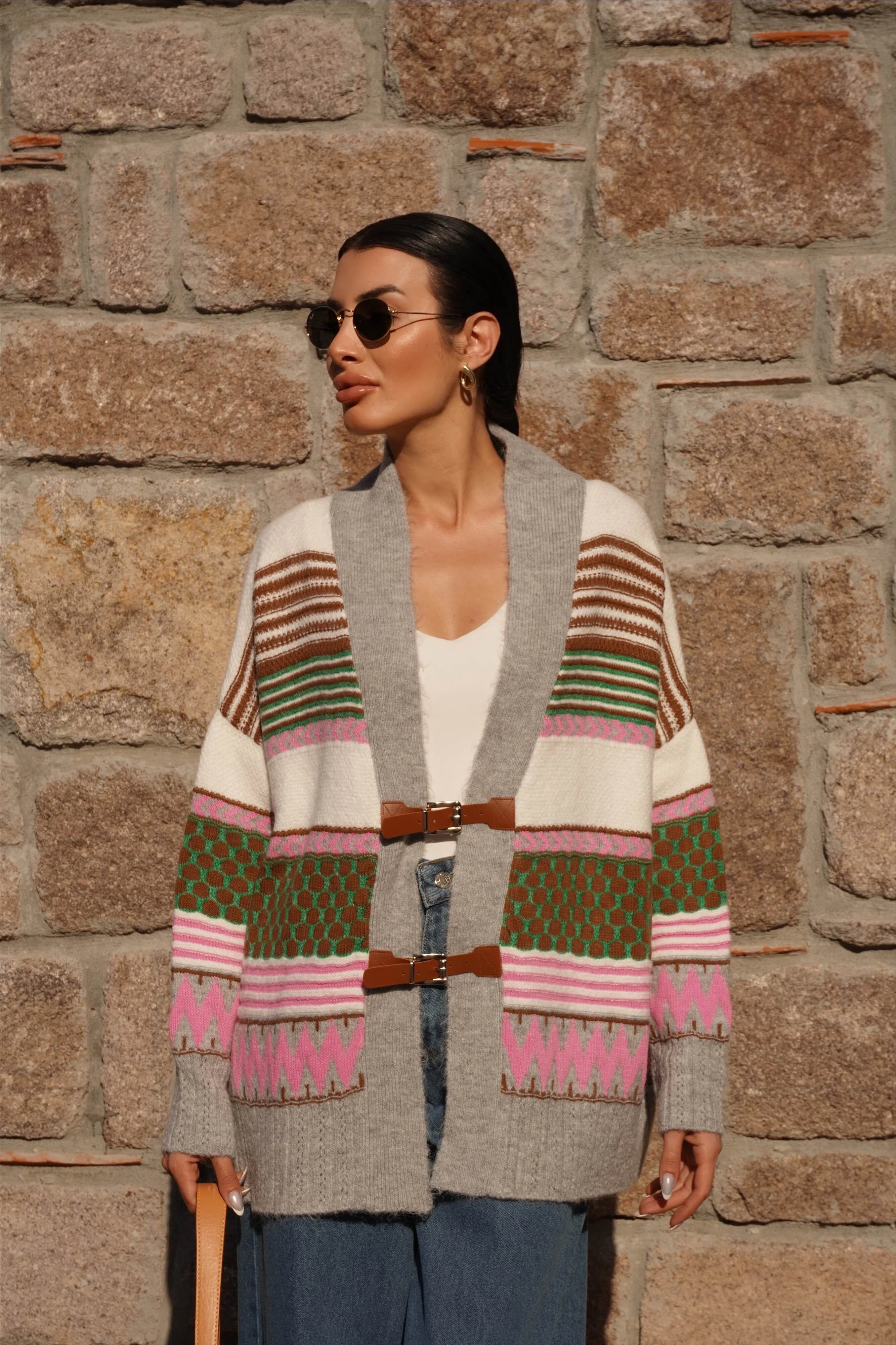 Kemer Detaylı Oversize Gri-Ekru Hırka