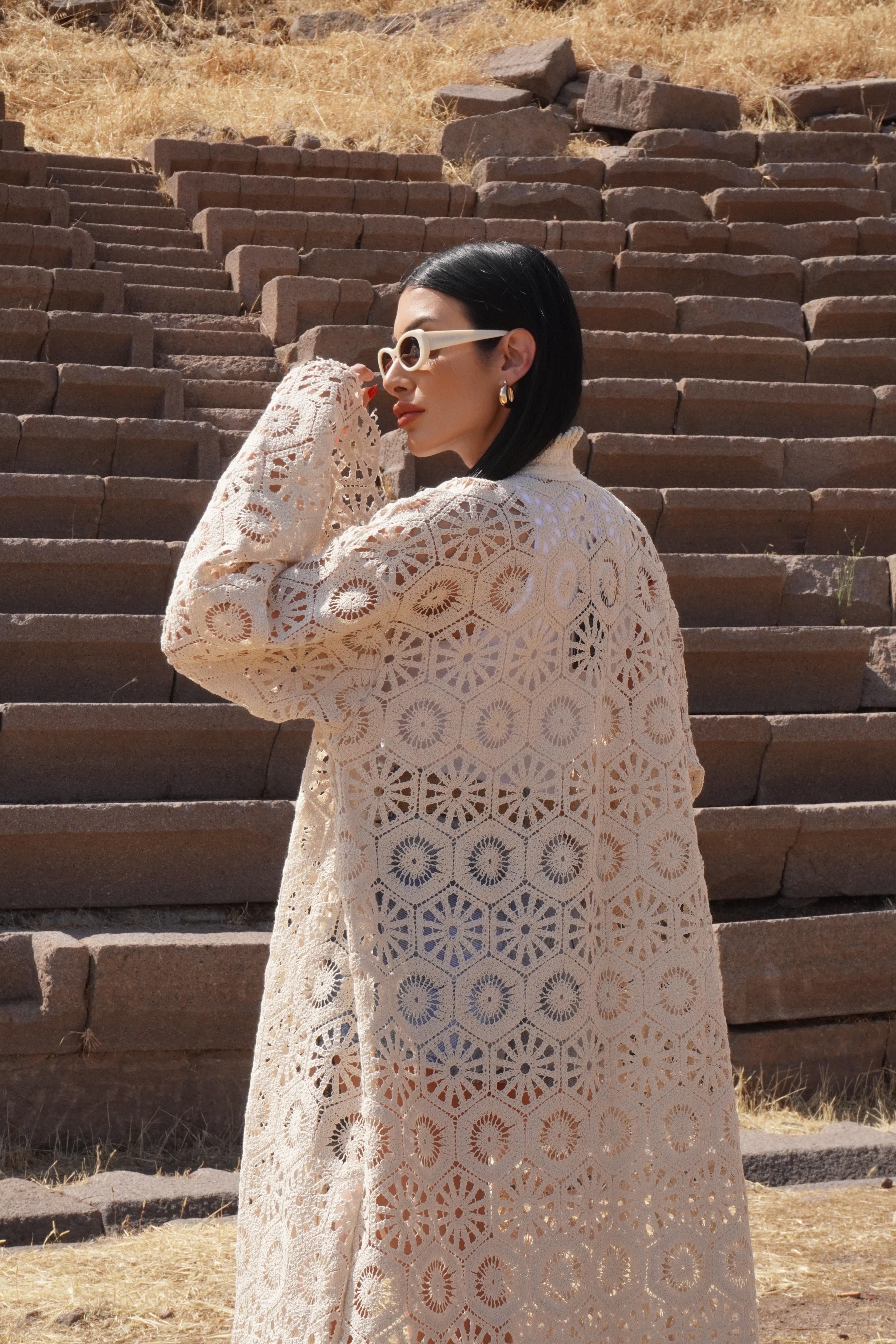 Ekru Etnik Örme Kimono