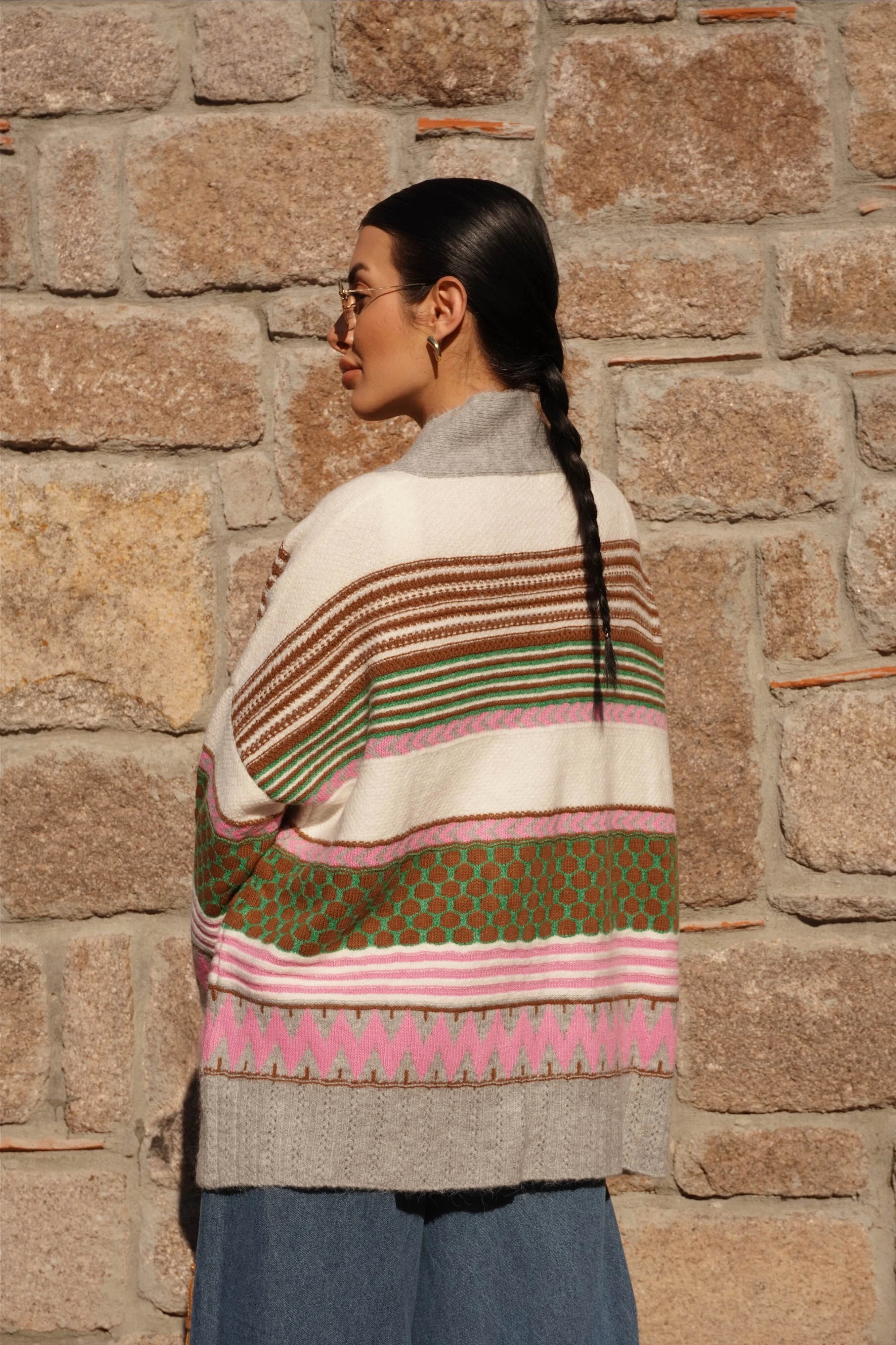 Kemer Detaylı Oversize Gri-Ekru Hırka