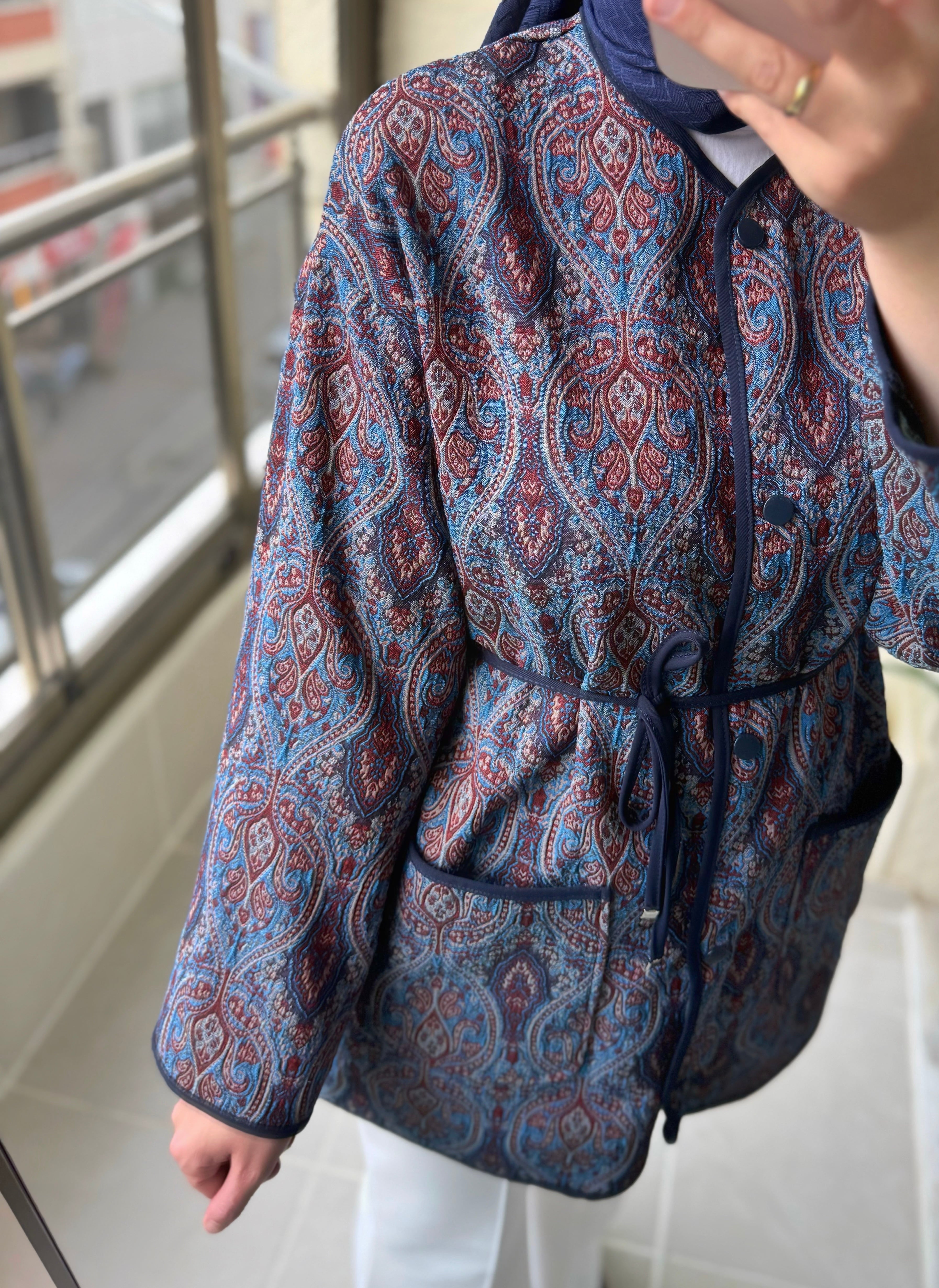 Parla Etnik Desen Ceket