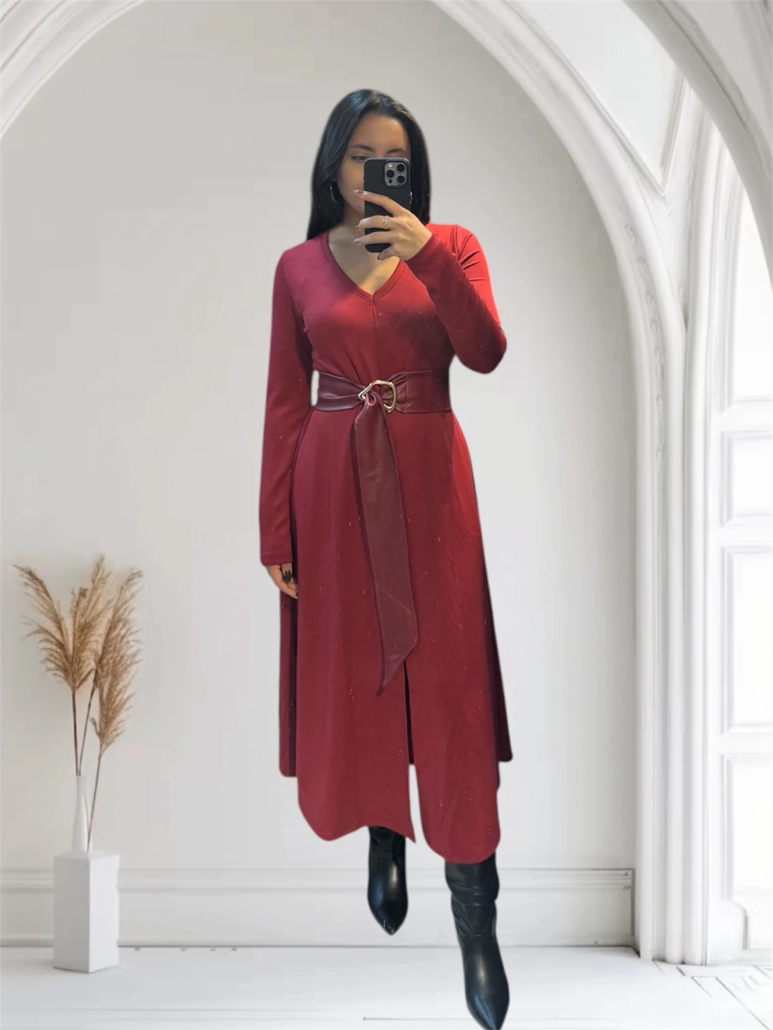 Bordo Kemer Detaylı Elbise 