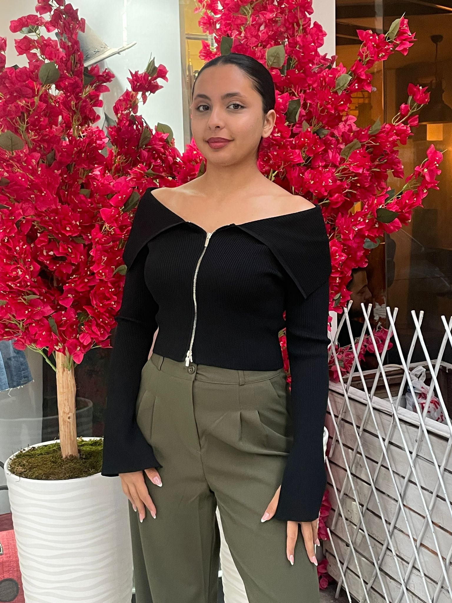 Dilvin Kayık Yaka Fermuarlı Body