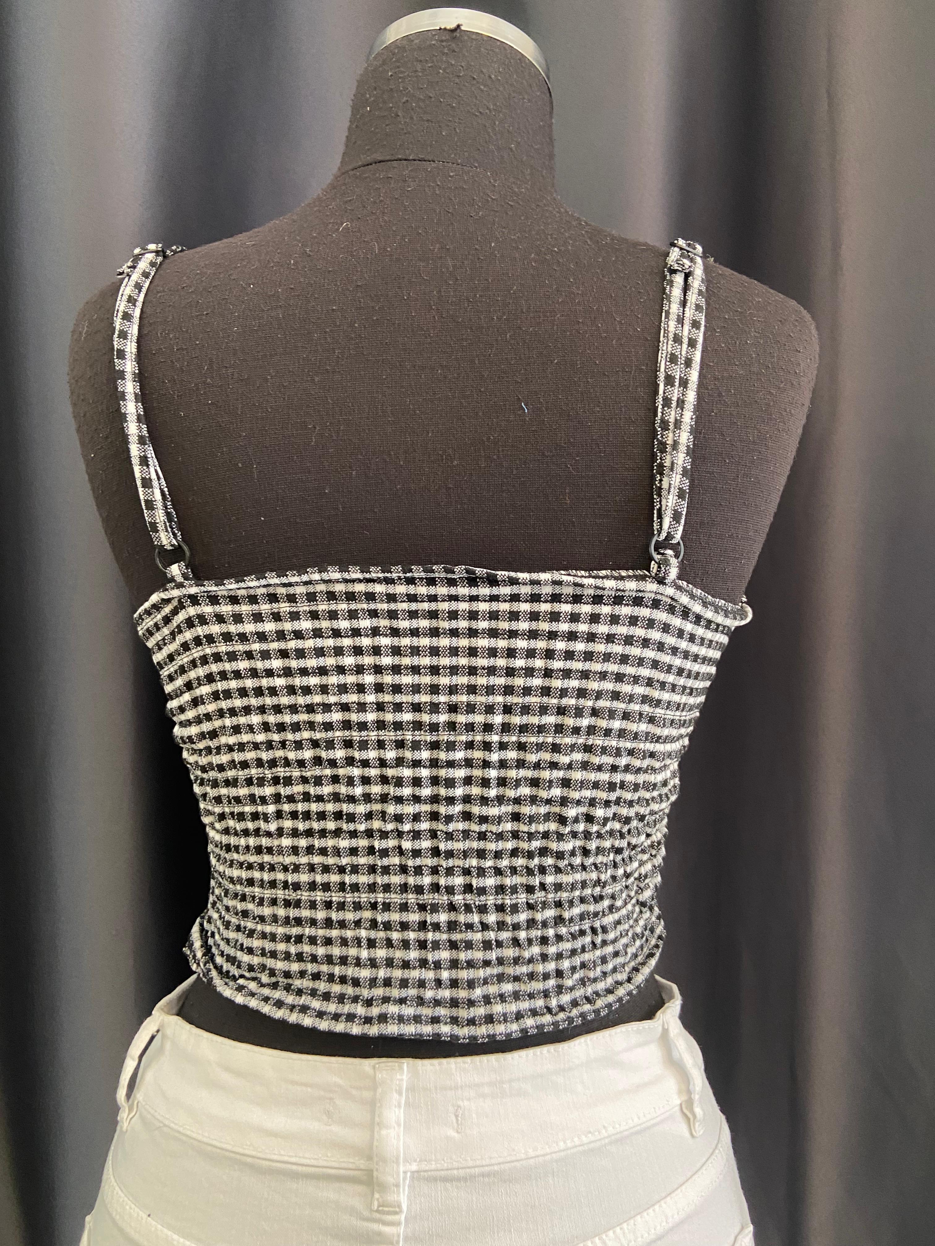 Kareli Crop