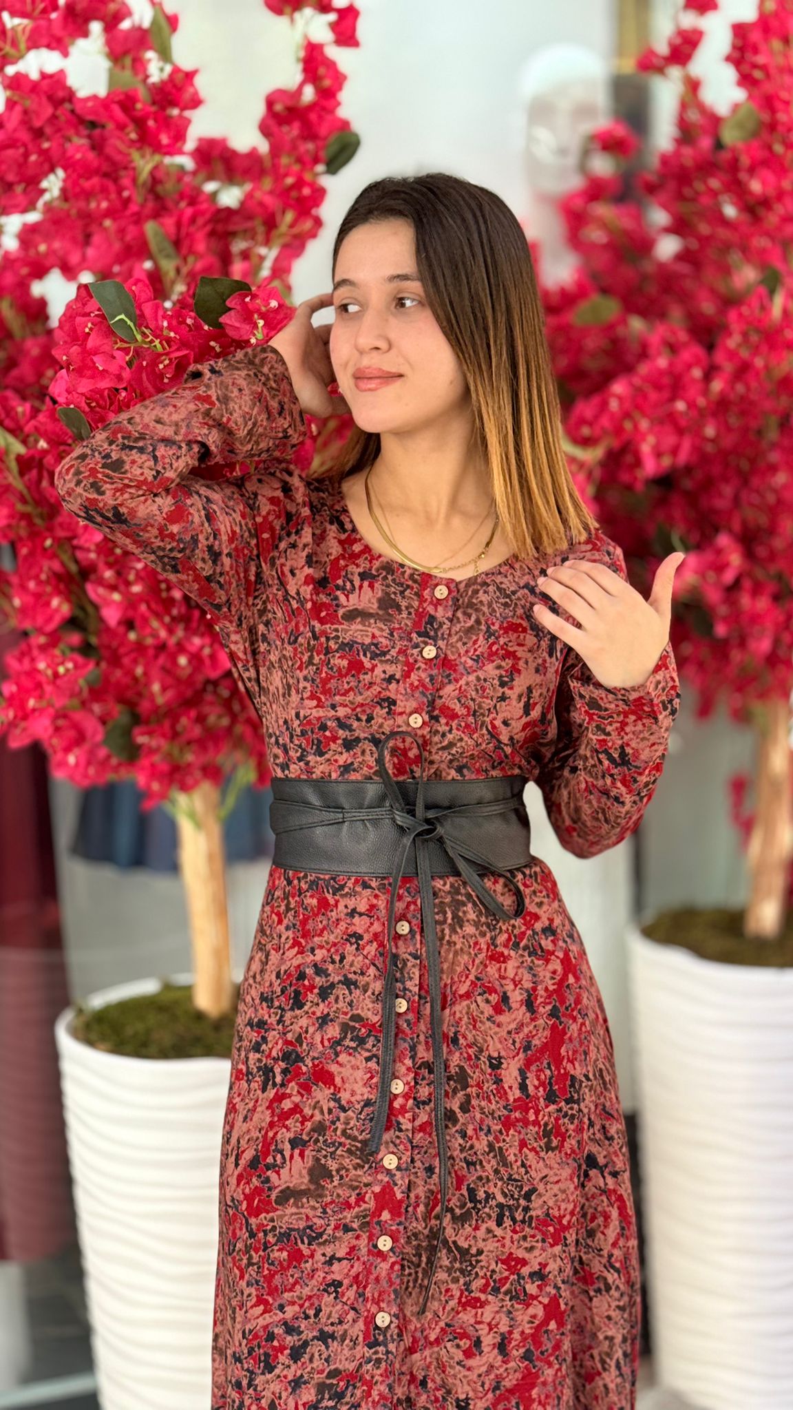 Kırmızı Çiçek Desenli Elbise