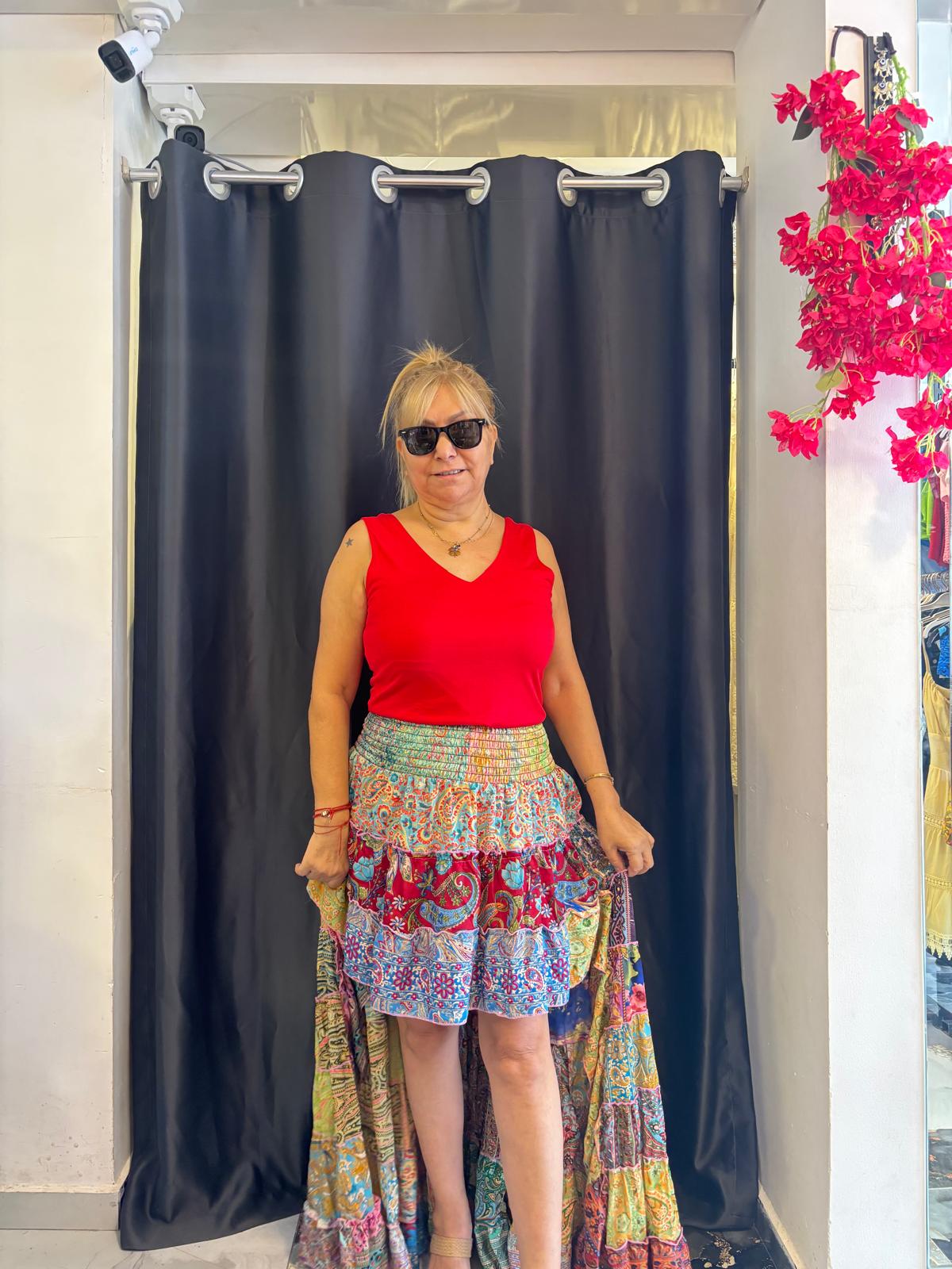 Önü Kısa Arkası Uzun Patchwork İpek Etek