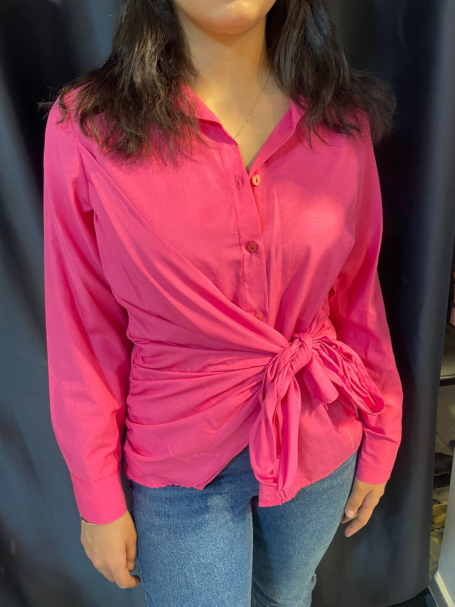 Pembe Yandan Bağlama Gömlek 