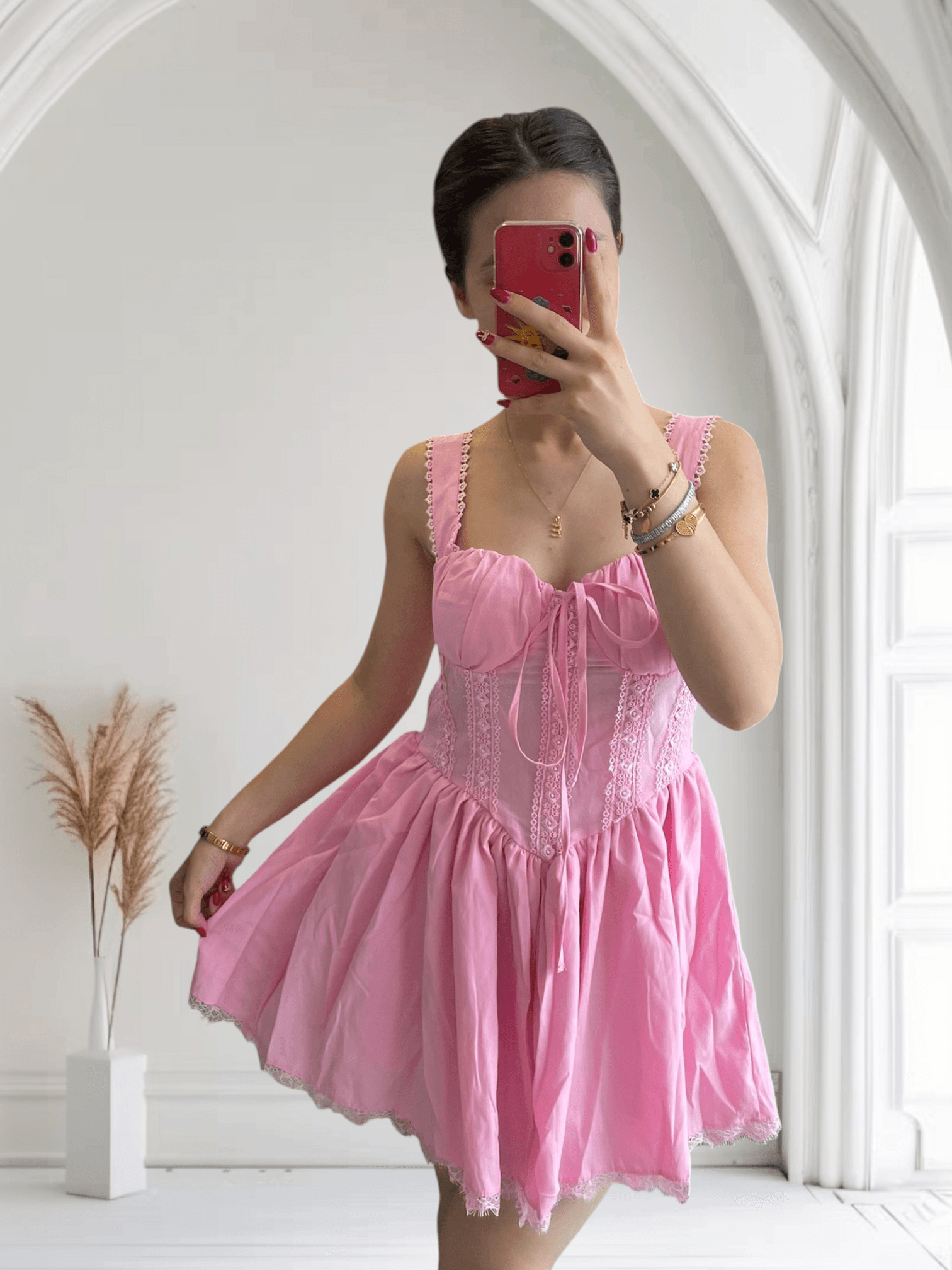 Pembe mini elbise