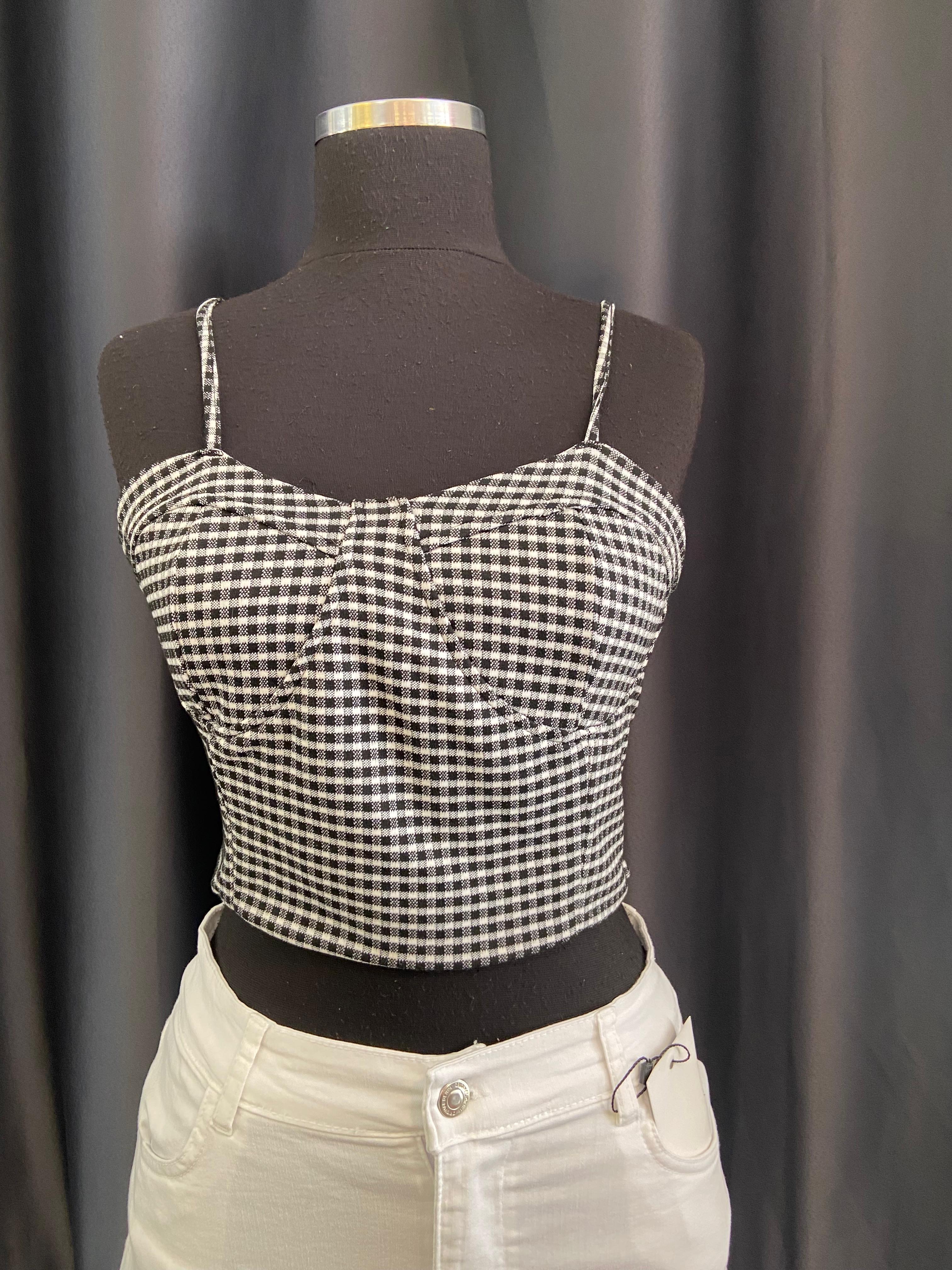 Kareli Crop