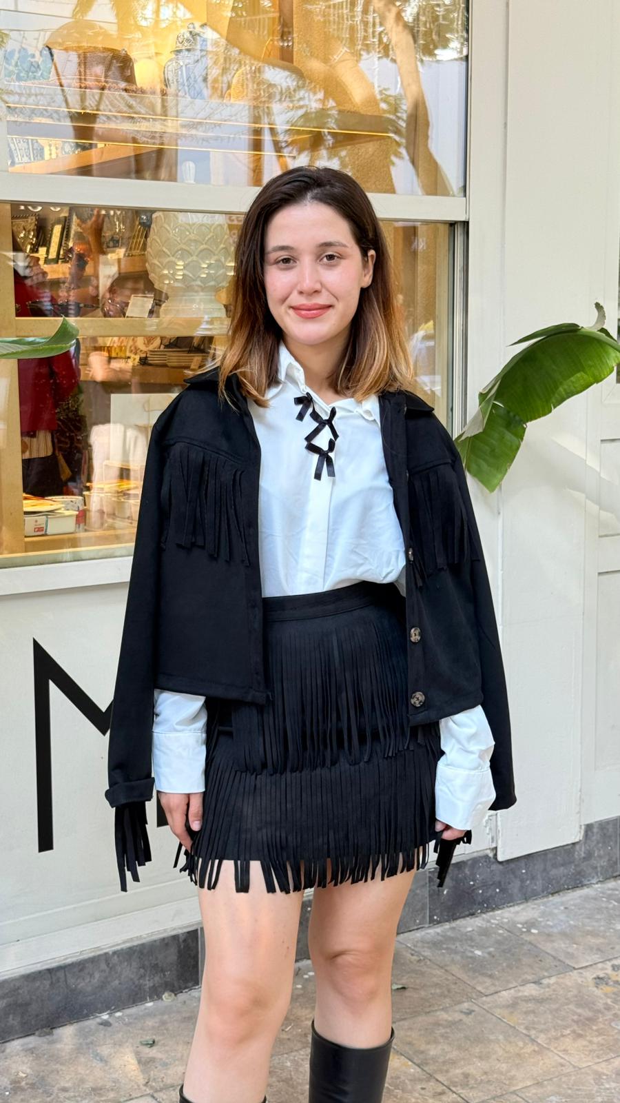 Siyah Saçaklı Ceket 