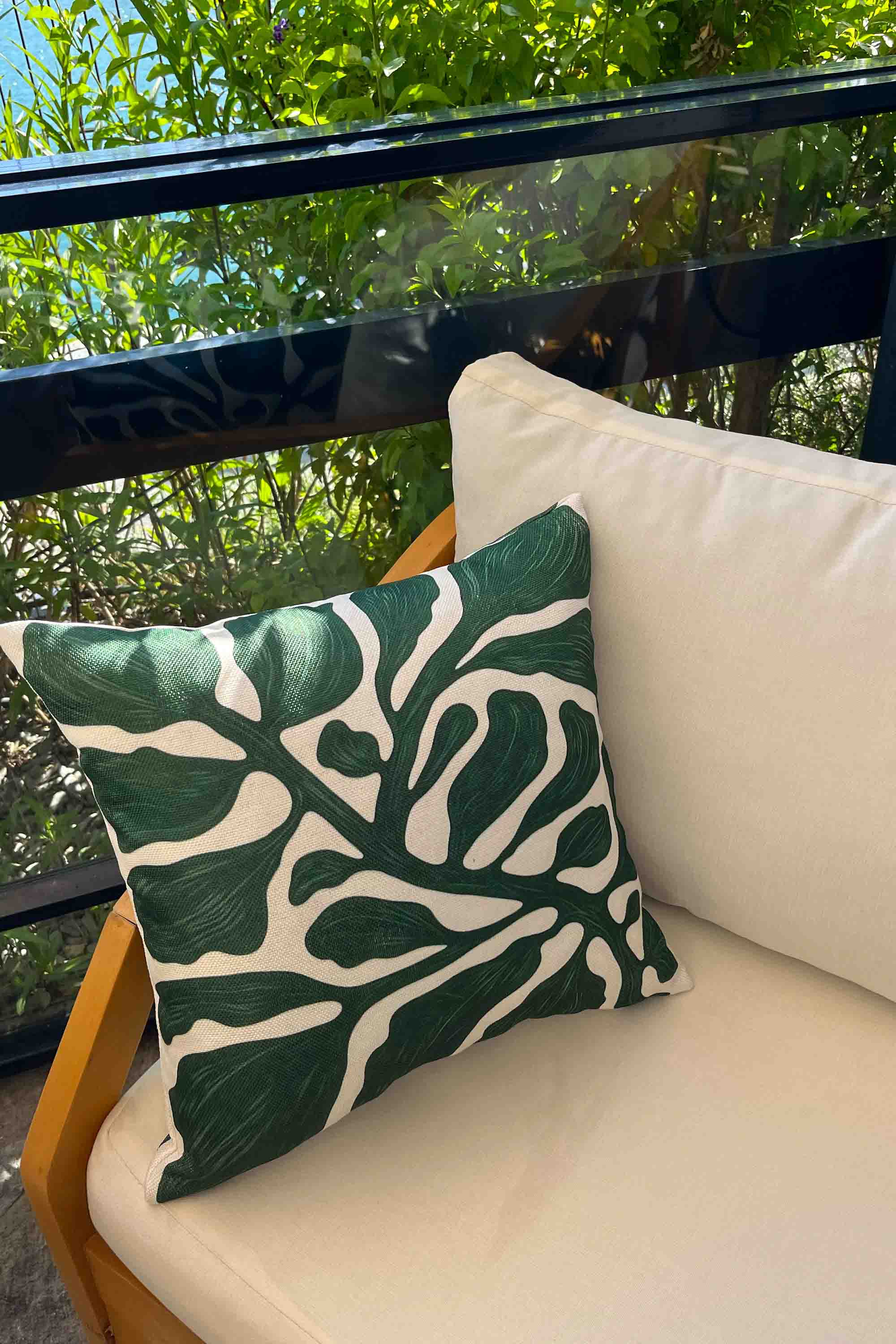 Soyut Tropikal Yaprak Kırlent Kılıfı 45x45 cm