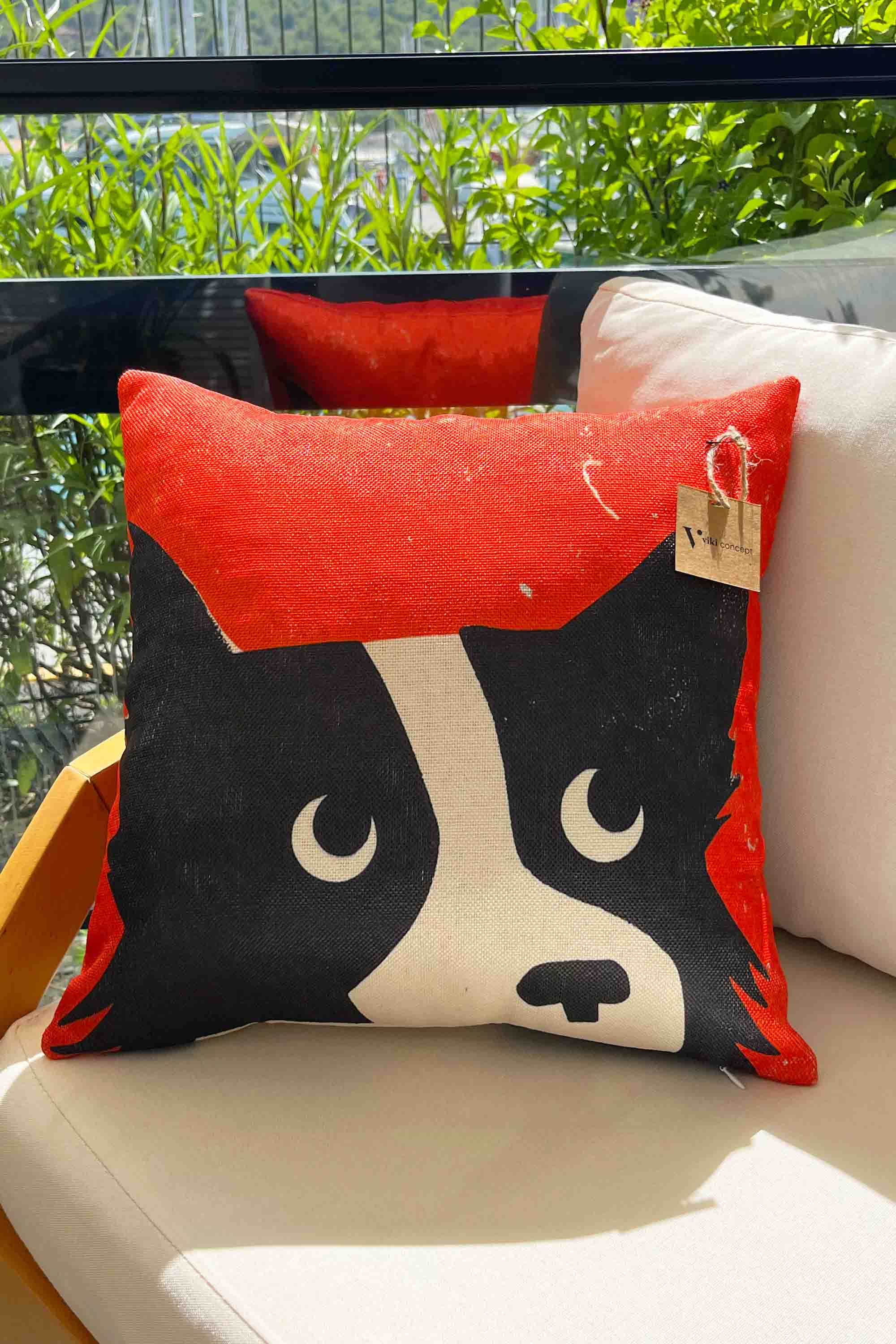 Sevimli Köpek Figürlü Kırlent Kılıfı 45x45 cm