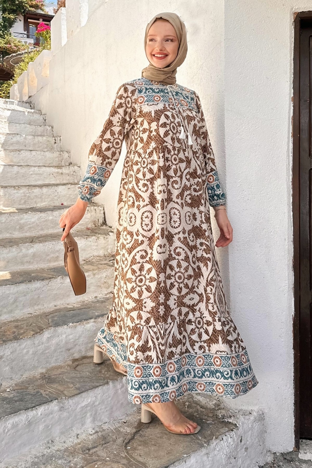 Sophia Kadın Kahverengi Trend Rahat Günlük Yaka Bağlama Detaylı Viscon Elbise SOPHIA-7518