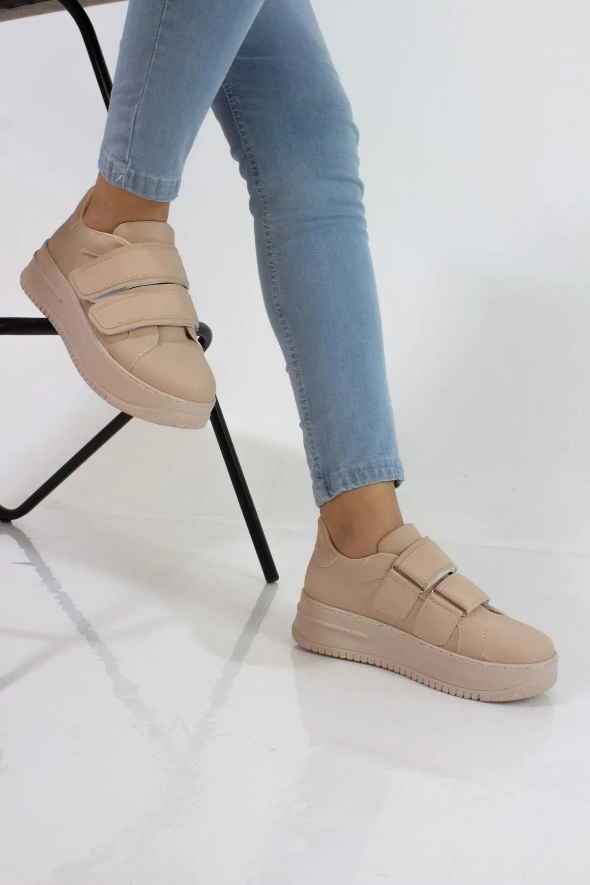 Tomıross Kadın Bej Chloe Yüksek Tabanlı Cırtlı Sneaker Spor Ayakkabı CHLO-6901
