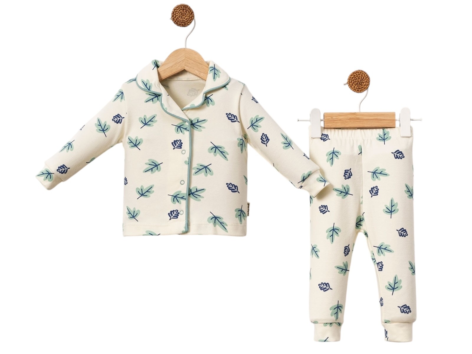 Yaprak Desenli Yakalı Unisex Pijama Takım