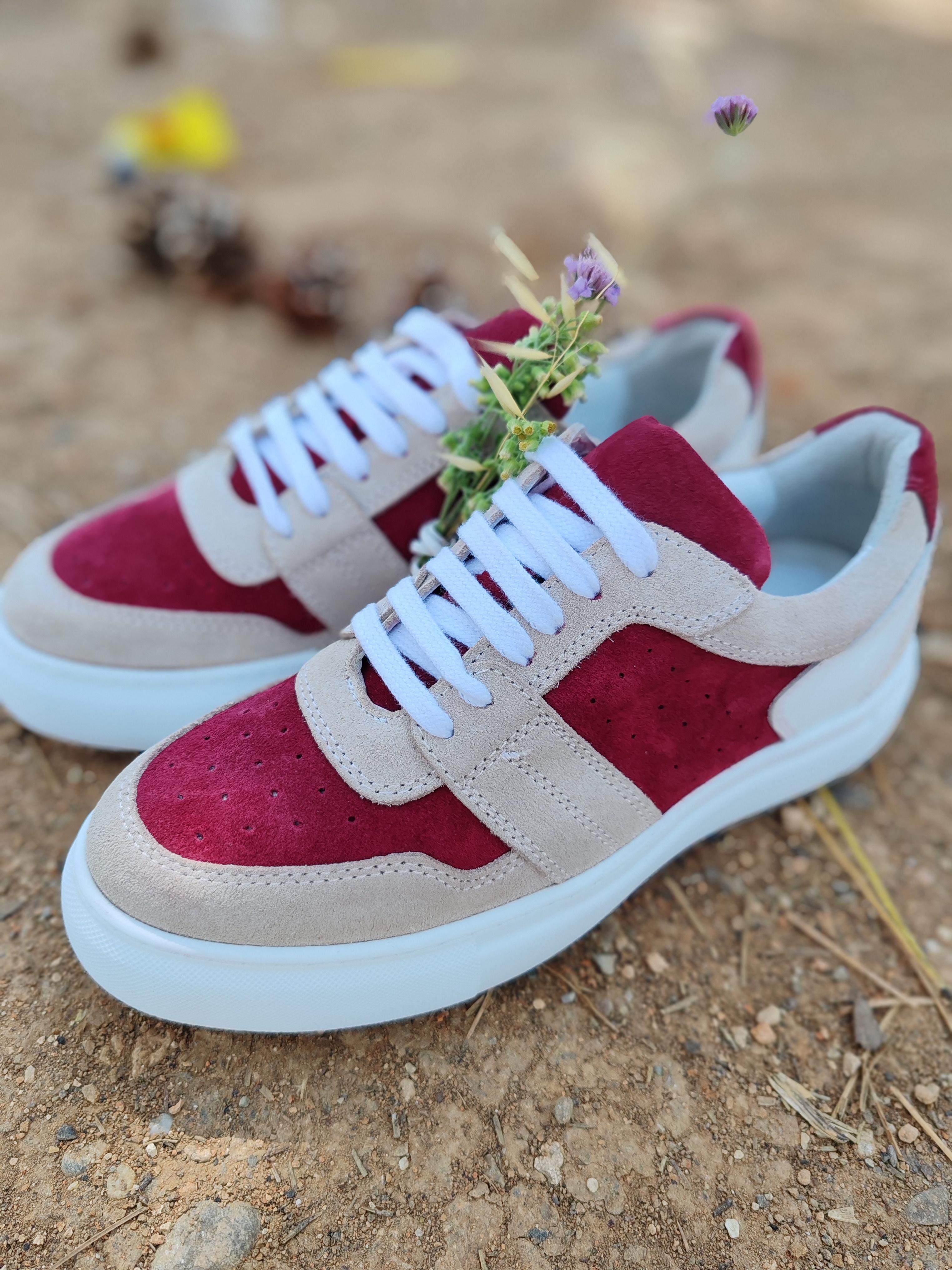 4036-Bordo Süet Delikli Deri Kadın Sneaker