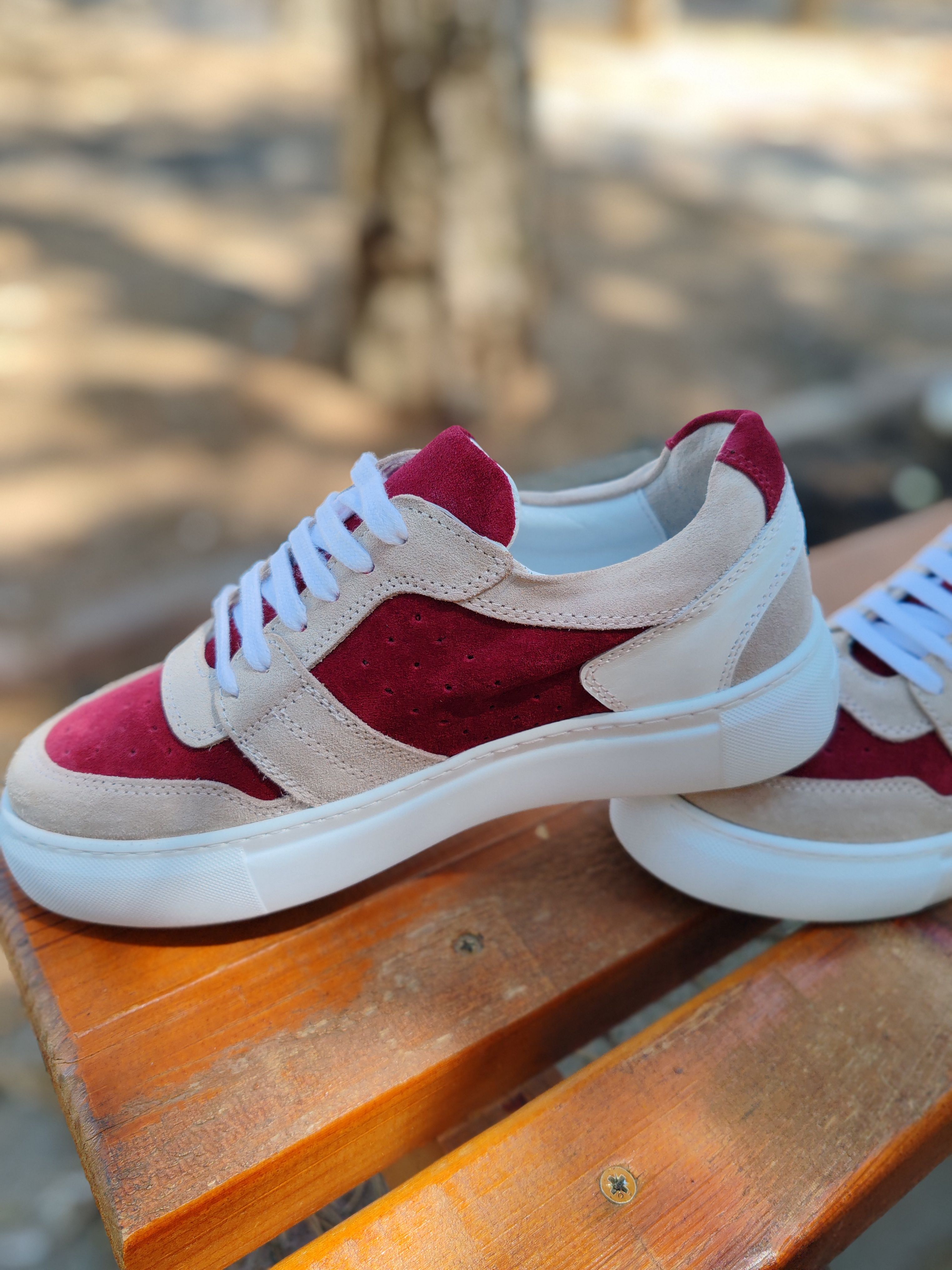 4036-Bordo Süet Delikli Deri Kadın Sneaker