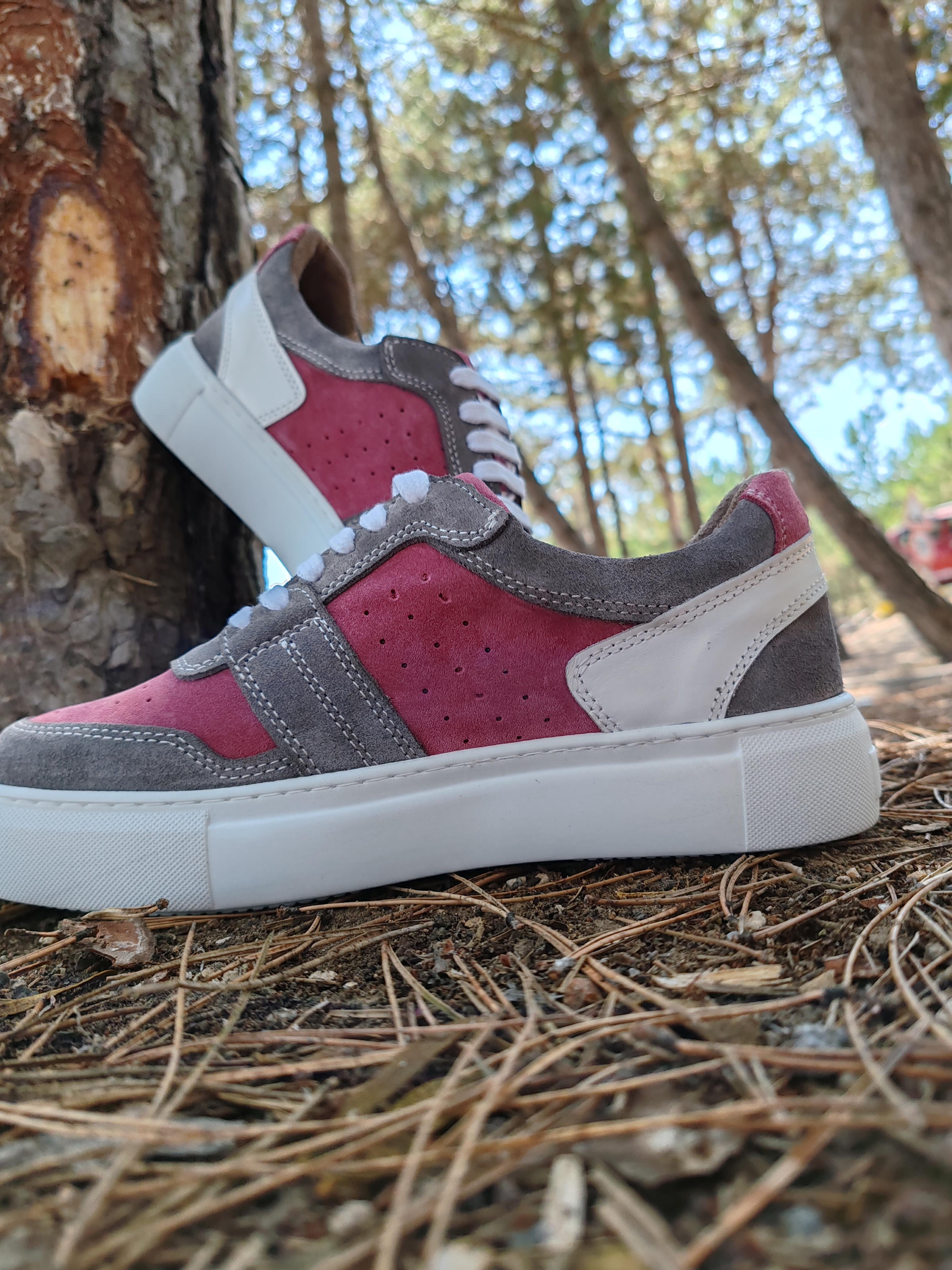 5036-Gül Kurusu Süet Delikli Deri Kadın Sneaker