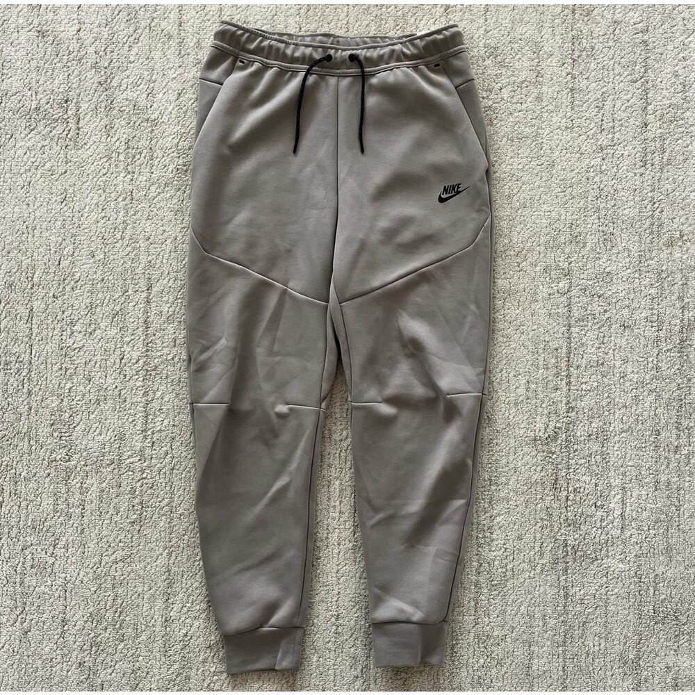 Nike Sportswear Tech Fleece Joggers 'Stone'